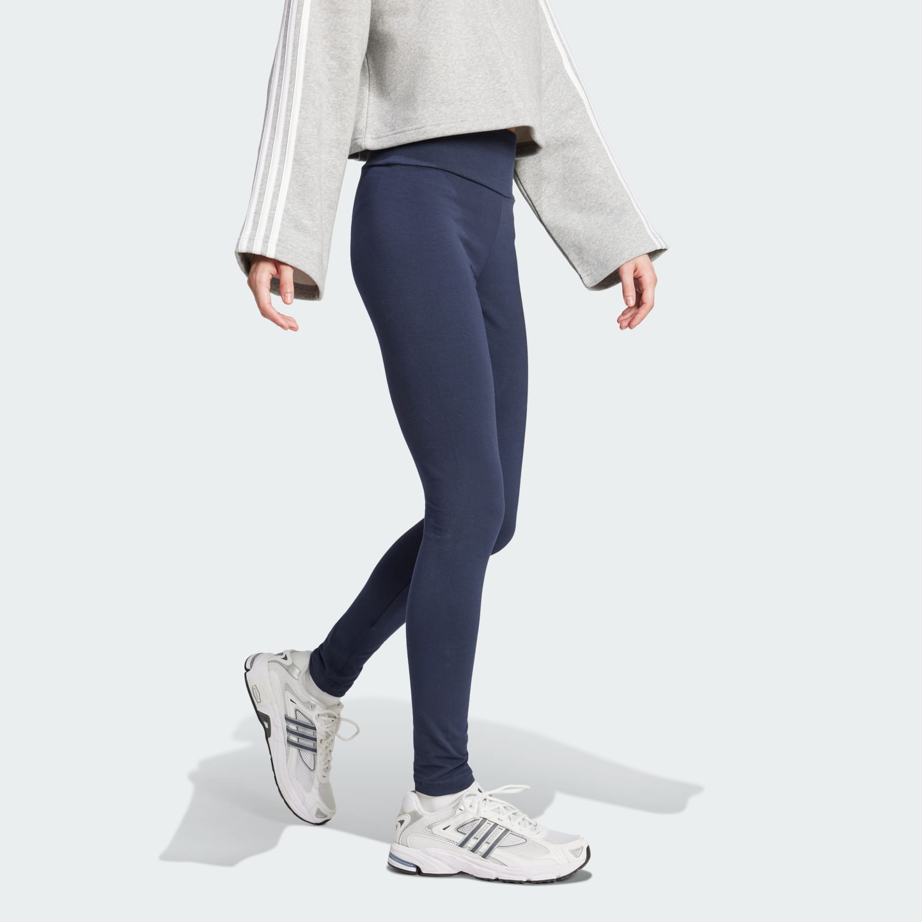 بنطال ضيّق ESSENTIALS HIGH-WAISTED LOGO