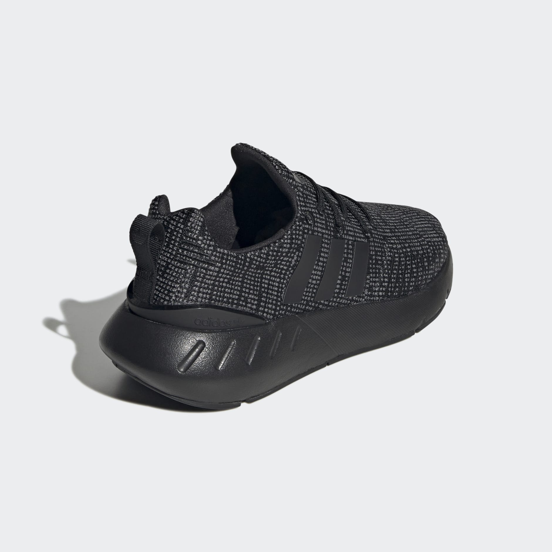 Swift Run 22 Shoes