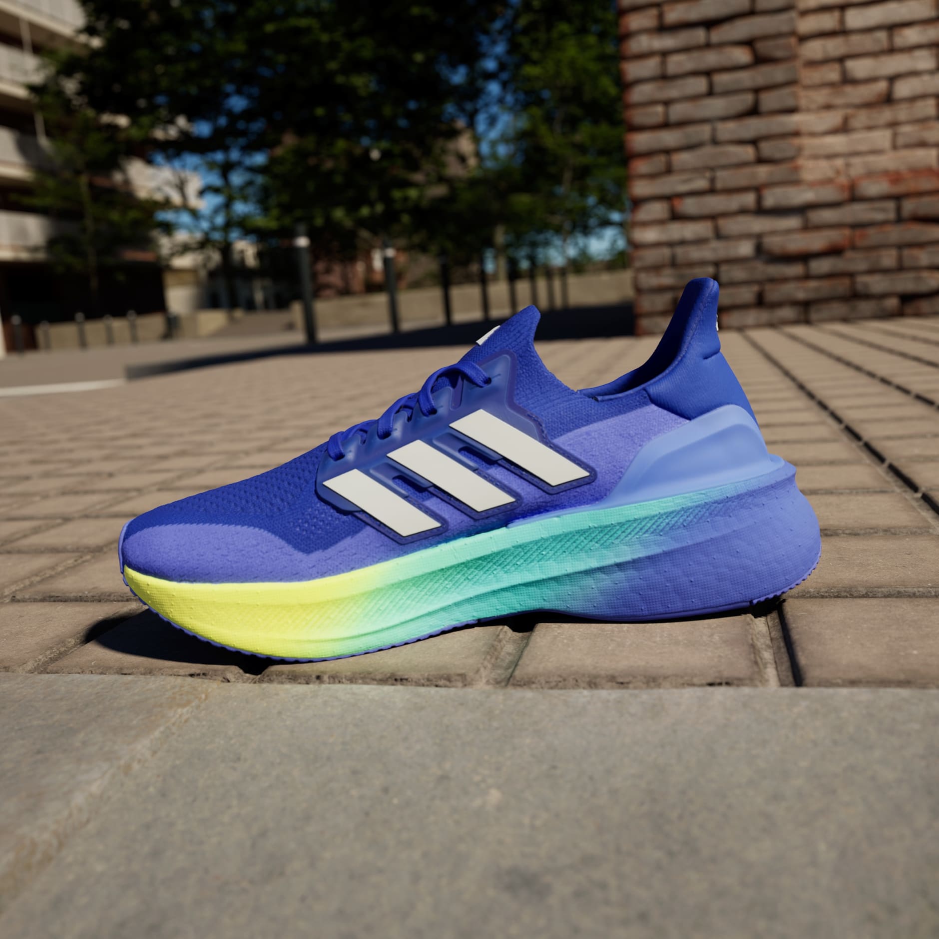 ULTRABOOST 5