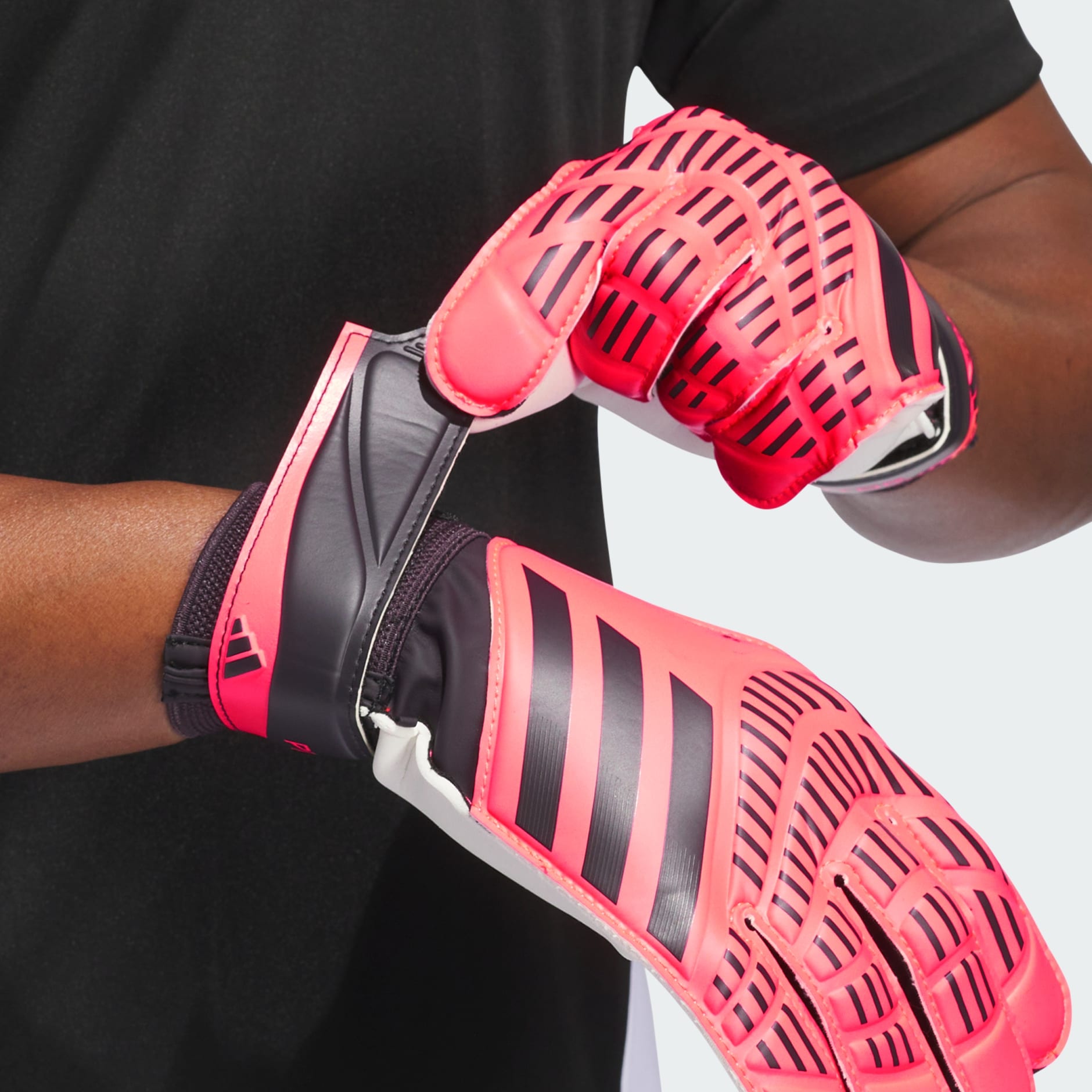 adidas Gants de gardien Predator Training Rose