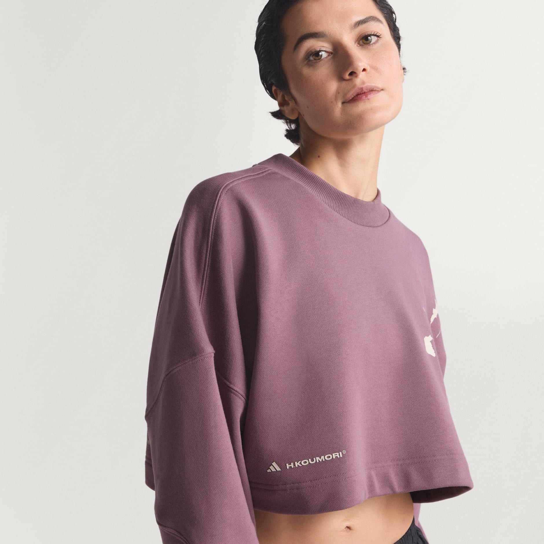 adi365 hk Running Crew