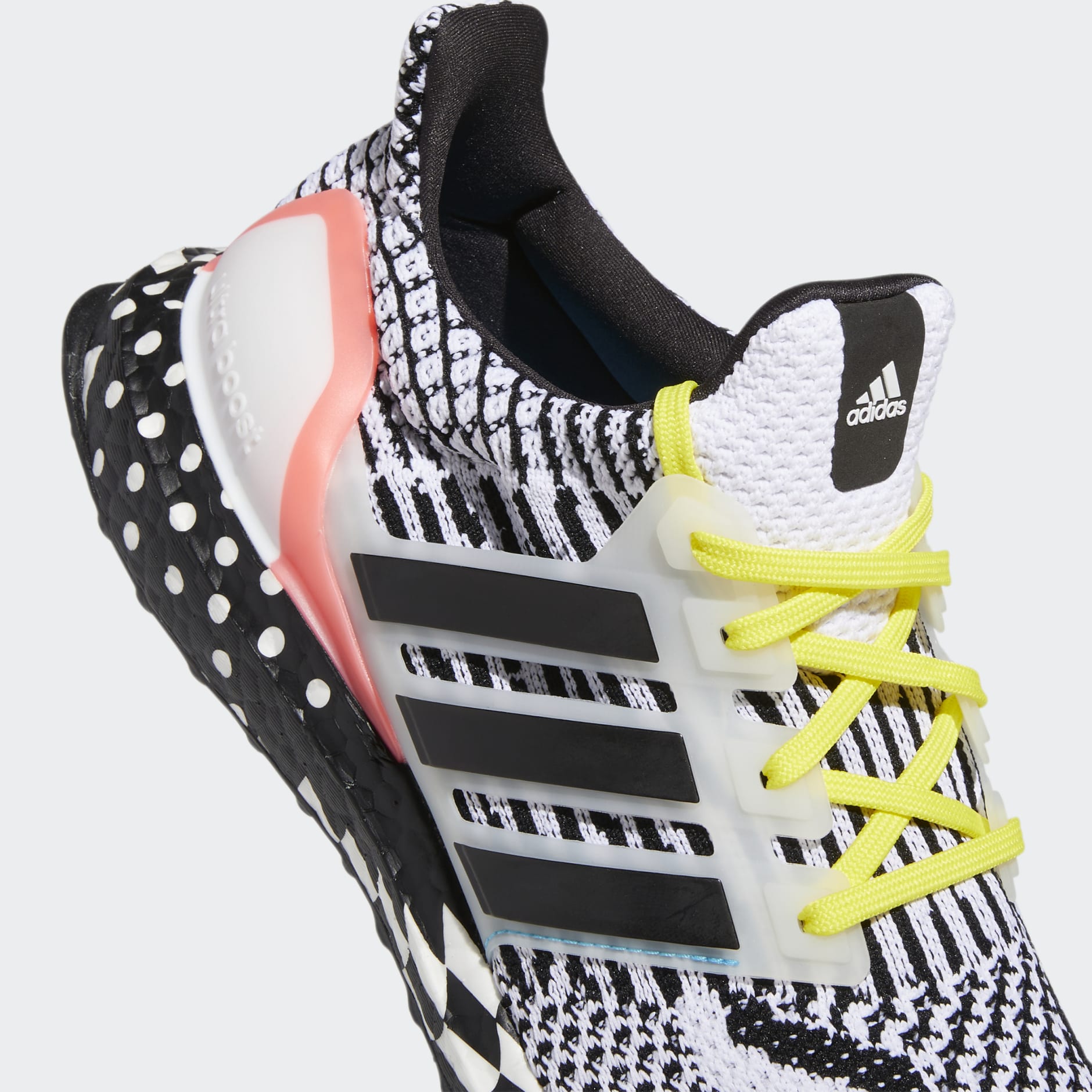 Ultraboost 5 DNA Shoes