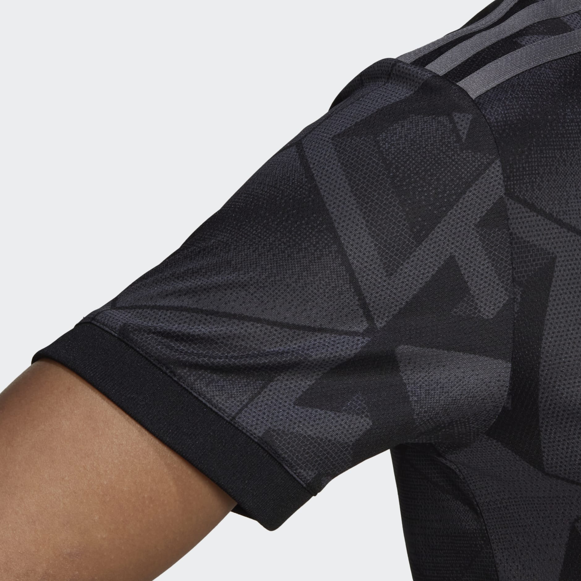 Arsenal 22/23 Away Jersey
