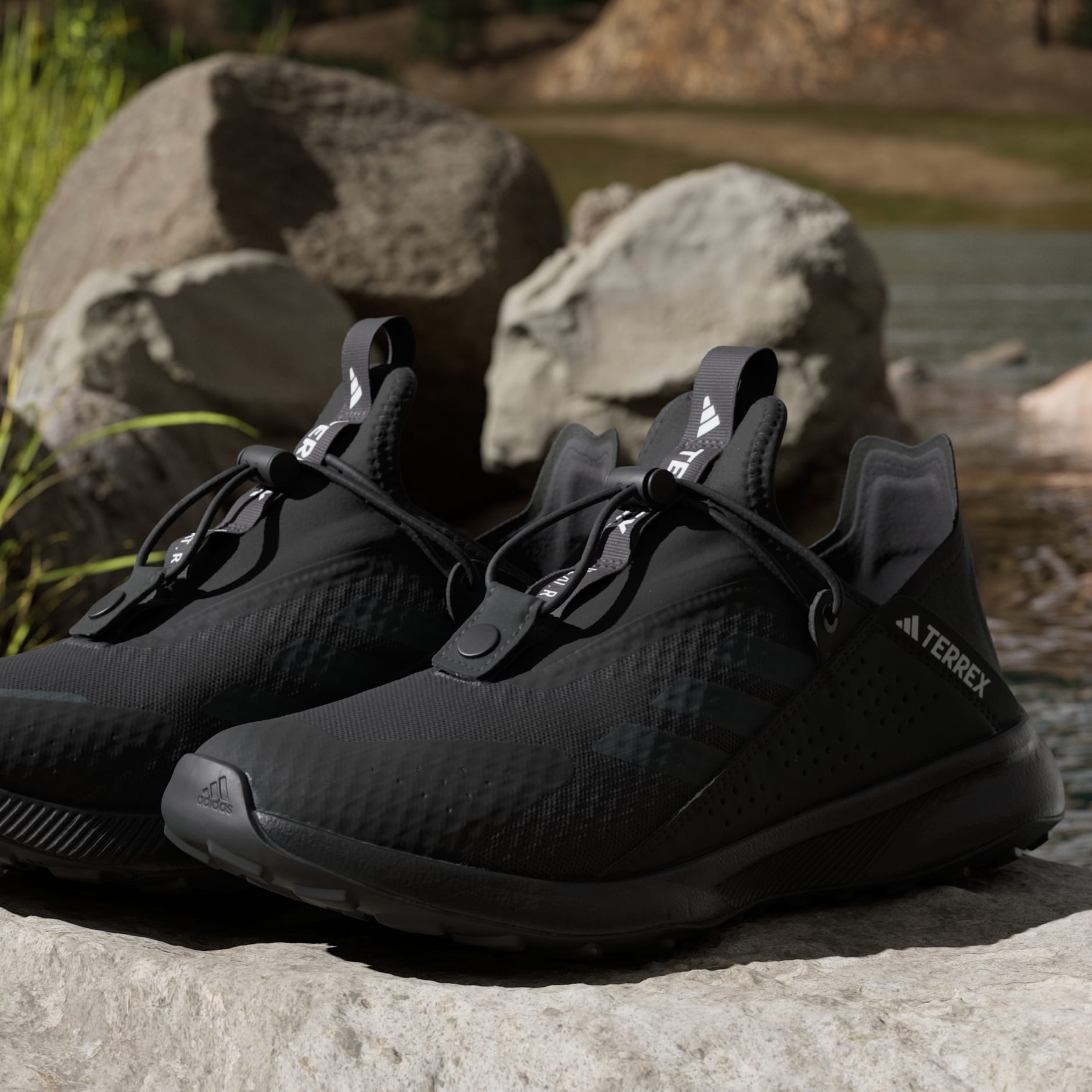 Terrex Voyager 21 Slip-On HEAT.RDY Travel Shoes