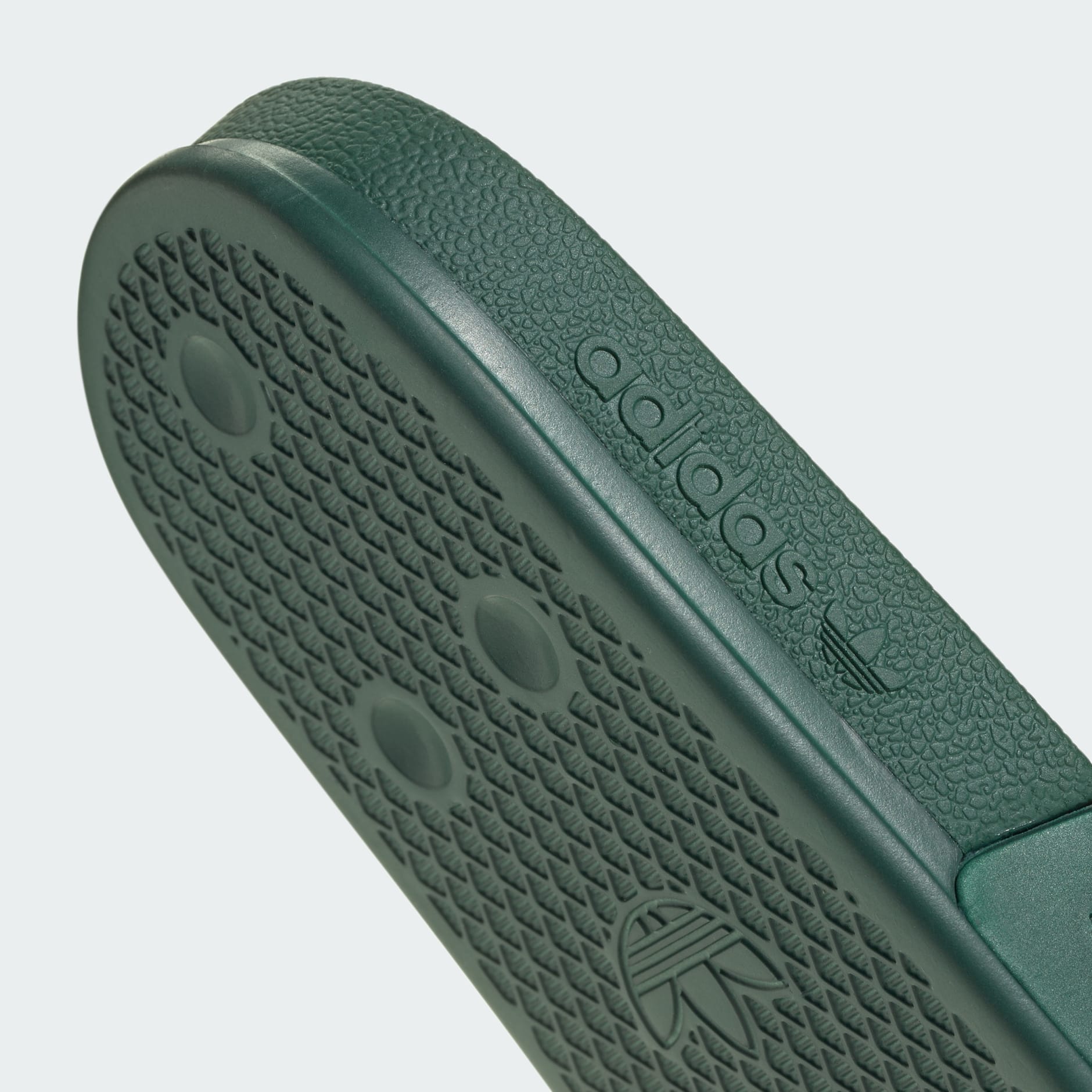 ADILETTE OG CF SLIDES