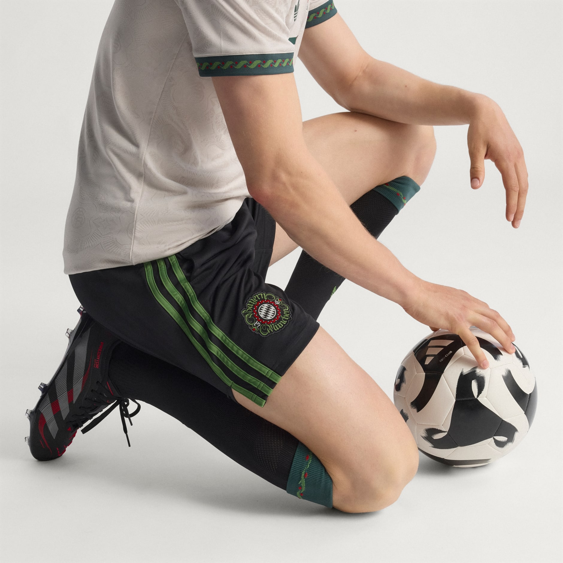 Pantaloni scurți FC Bayern 25/26 Wiesn