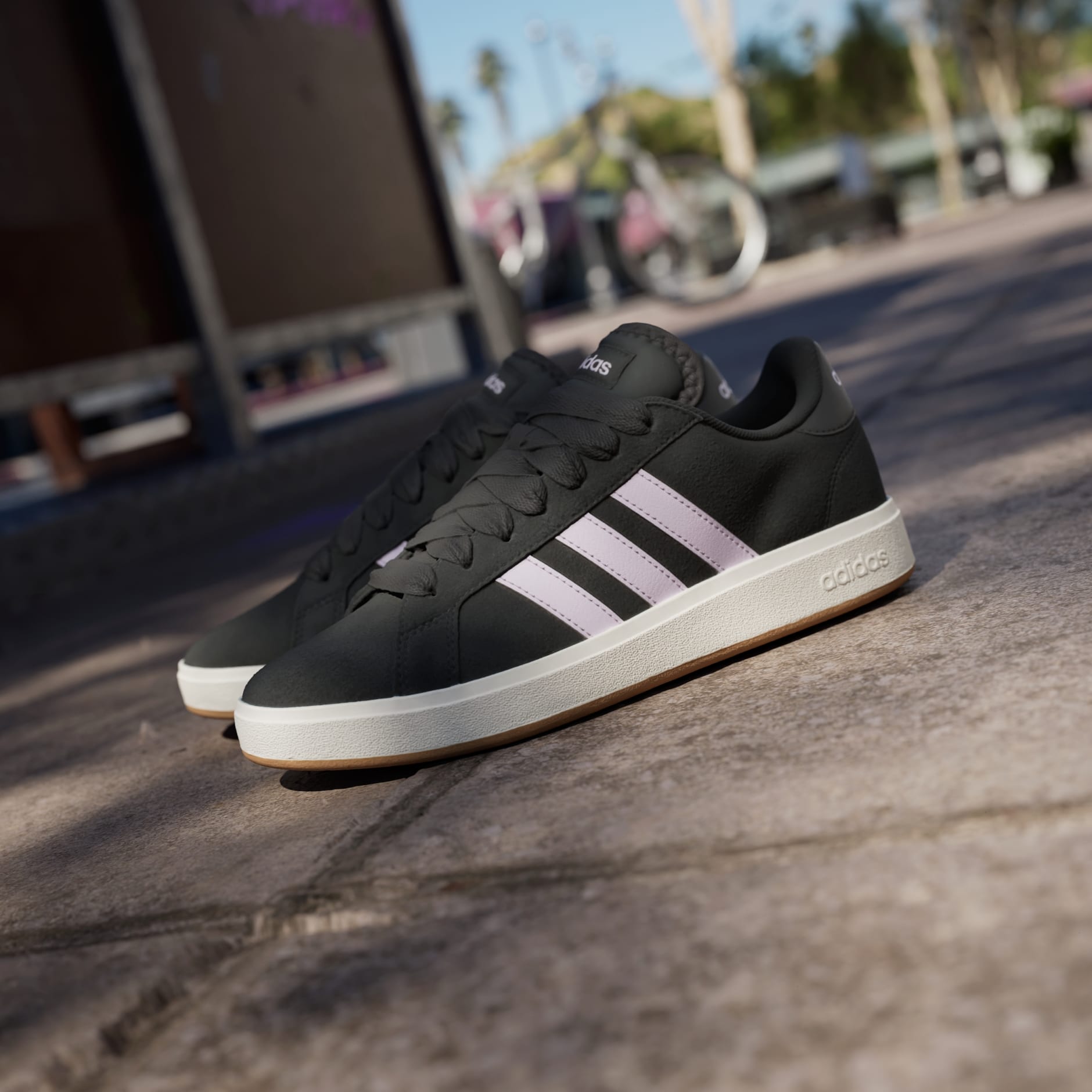 Tenisice Grand Court Base 00s