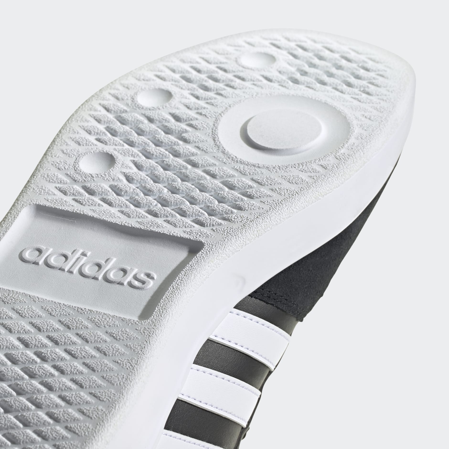 Court 80s Shoes