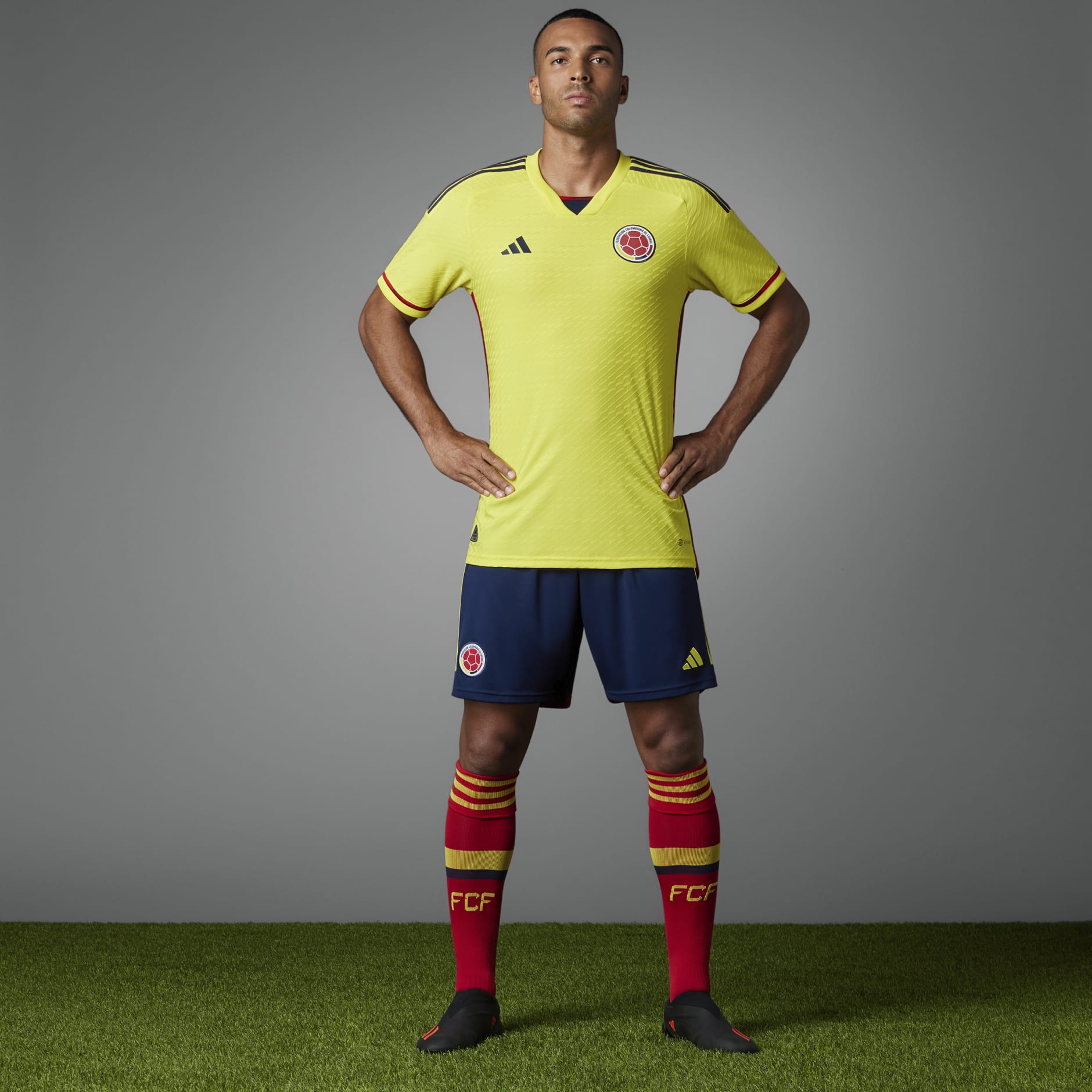 Camiseta Oficial Uniforme de Local Colombia 22