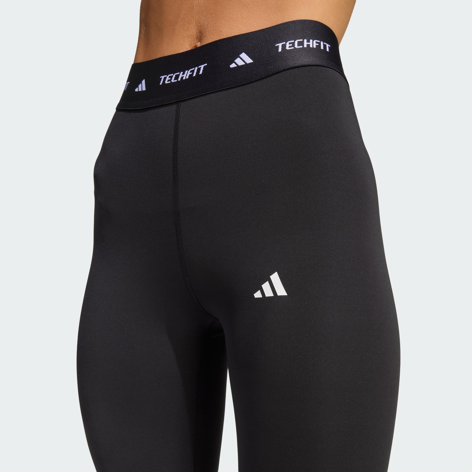 Capri tajice TECHFIT