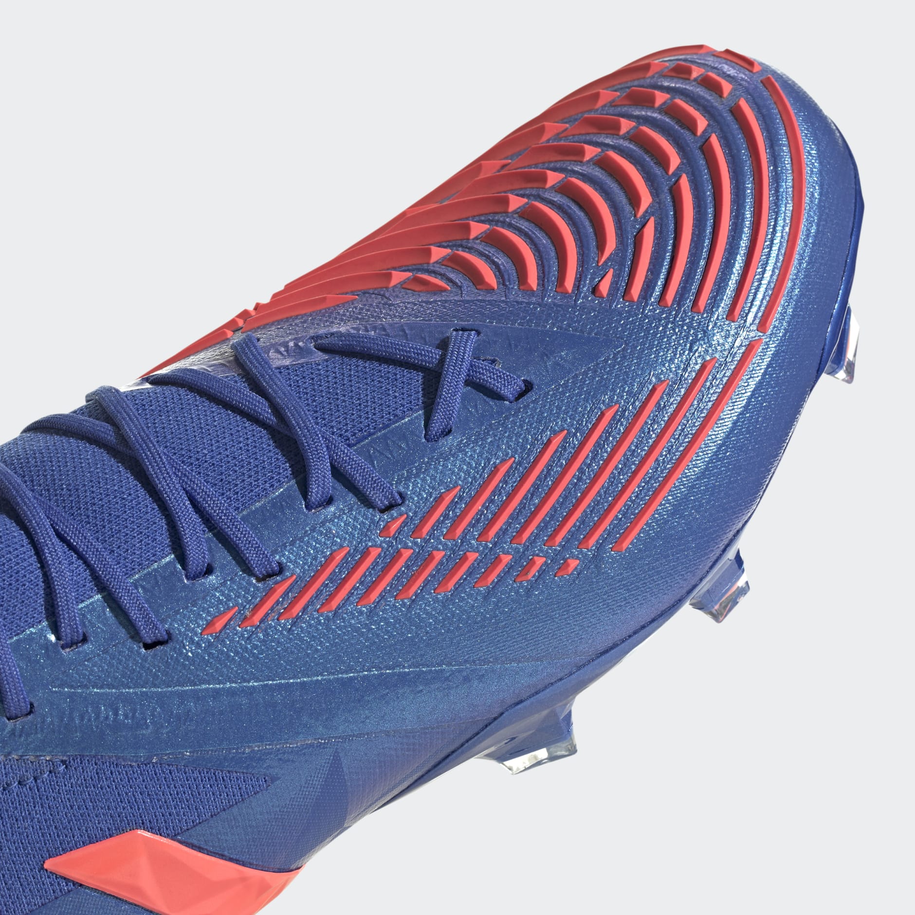 Predator Edge.1 Low Firm Ground Boots