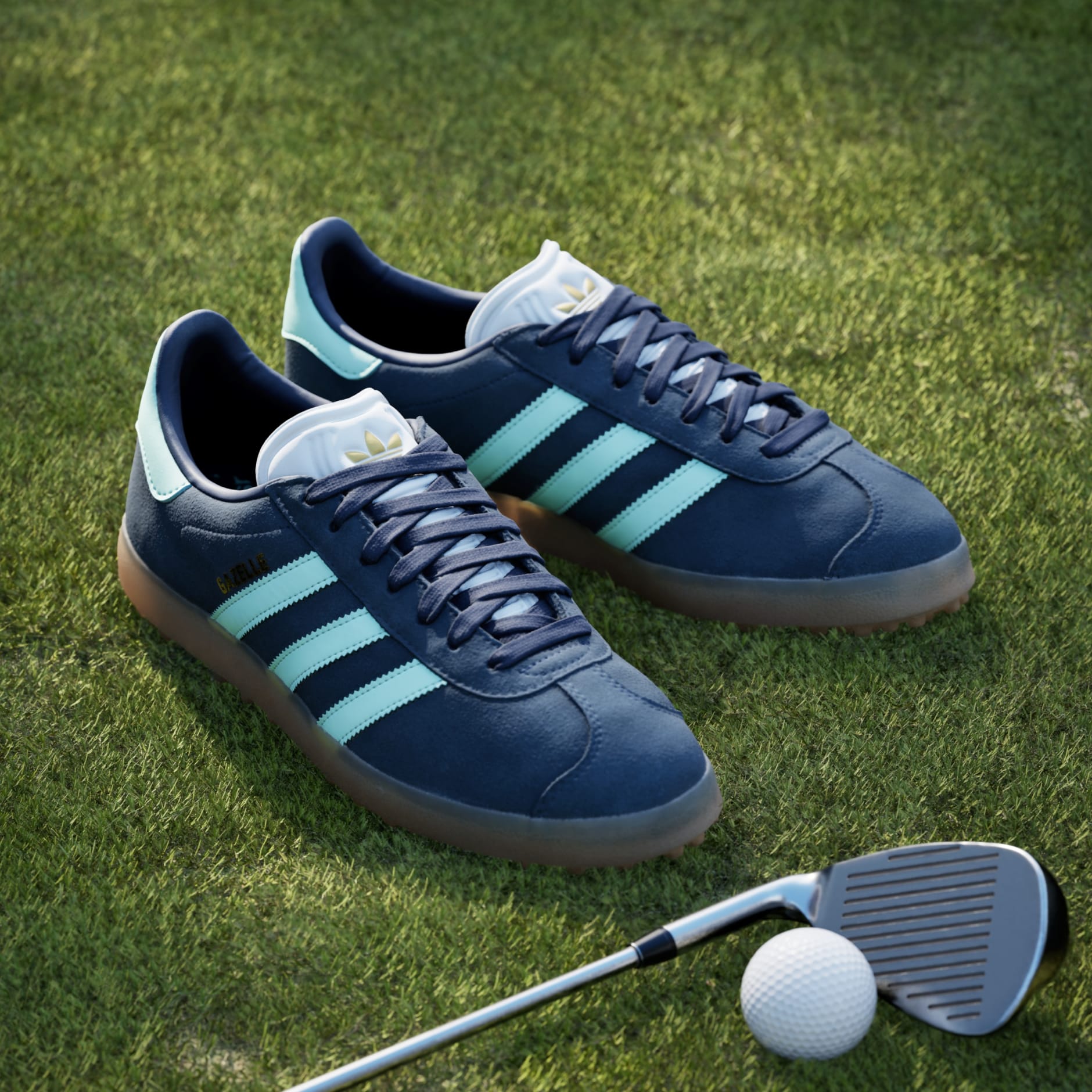 Gazelle Spikeless Golf Shoes