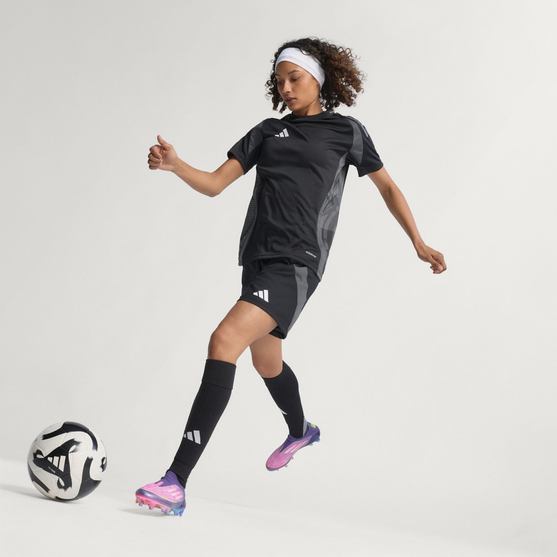 Ghete F50 Elite Lamine Yamal fără șireturi pentru teren dur