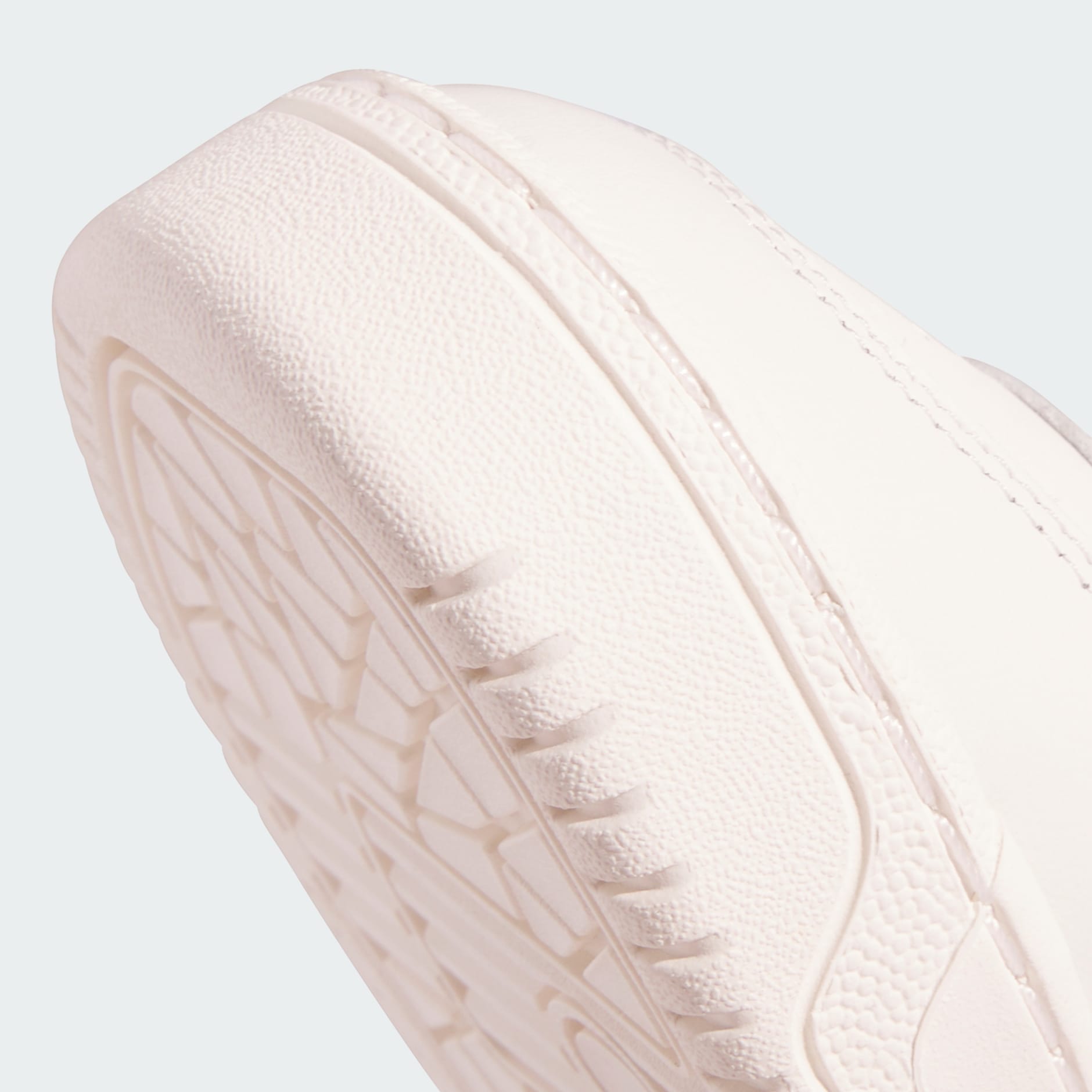 Tenis Rivalry Low