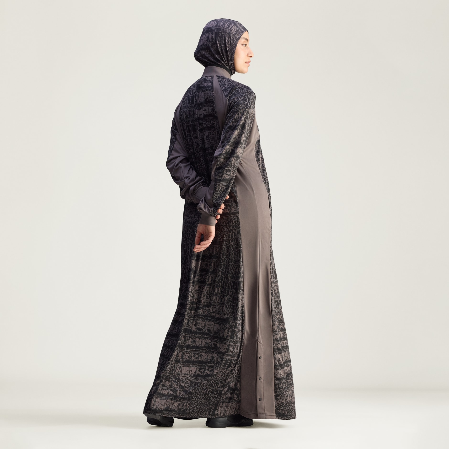 غطاء أديداس من Stella McCartney