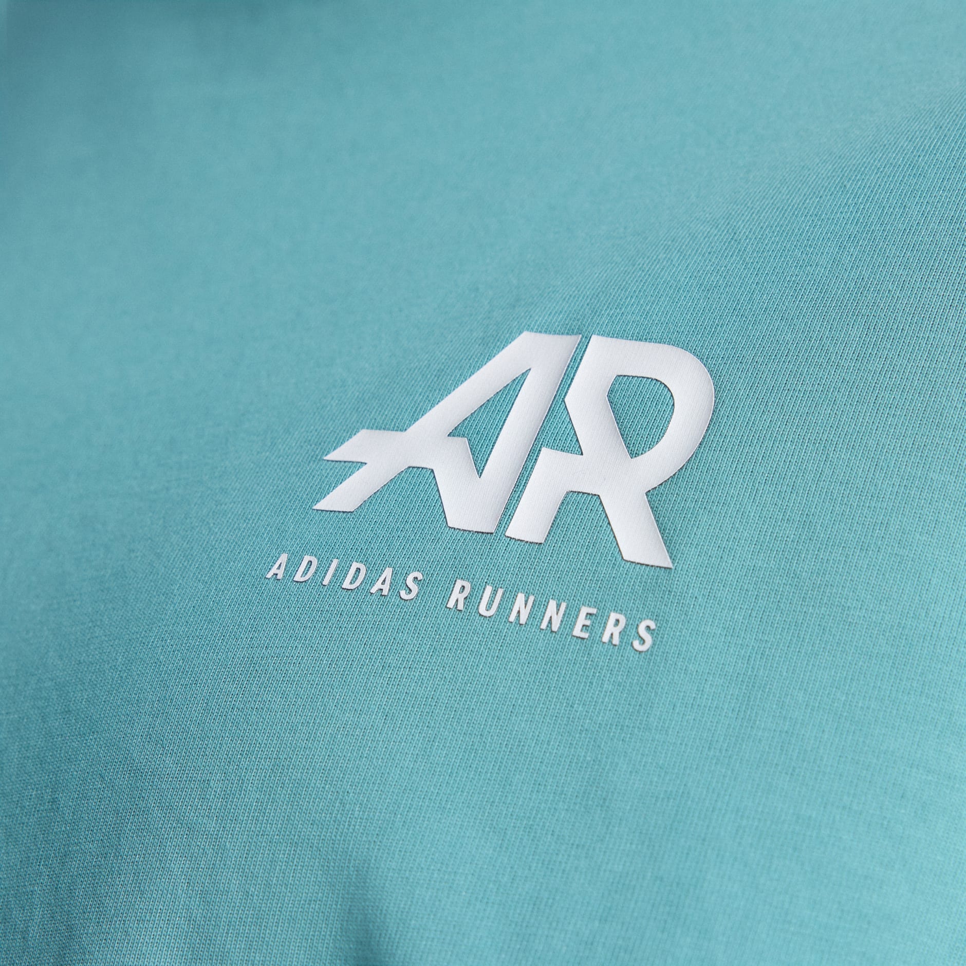 تي شيرت Runners بأكمام طويلة (للجنسين)