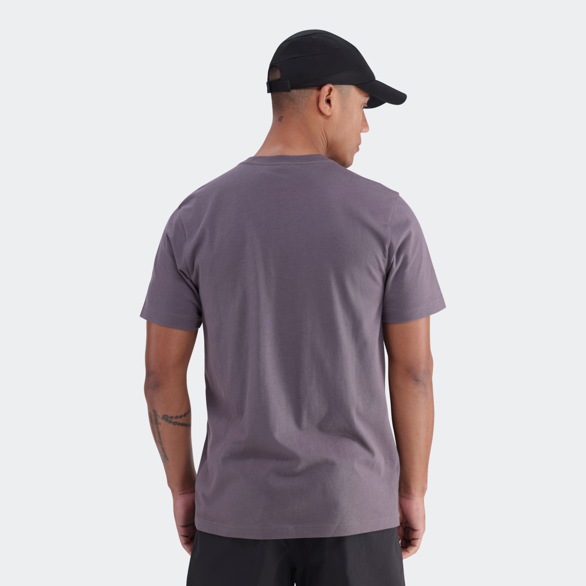 Trefoil Essentials Tee