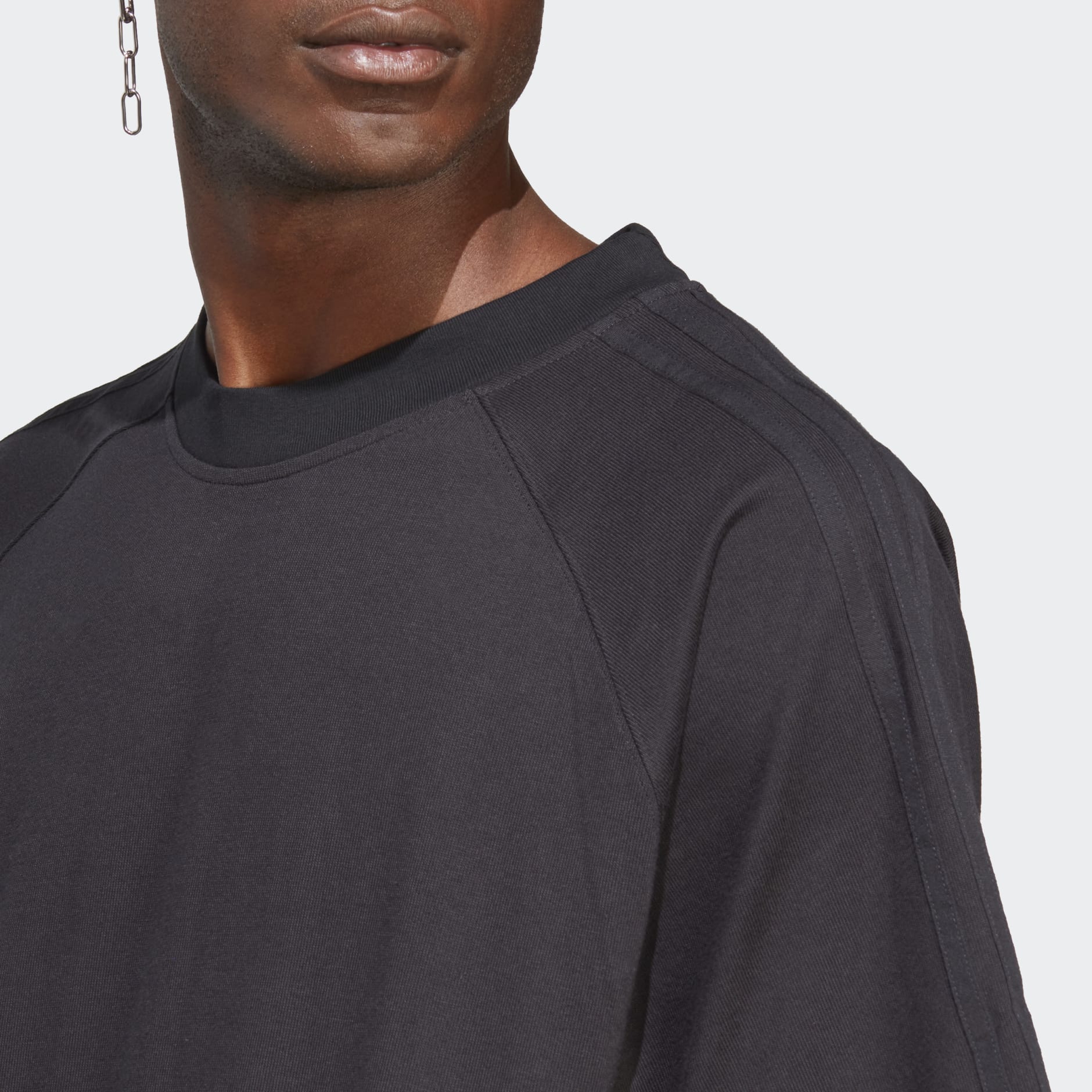 Essentials Tee