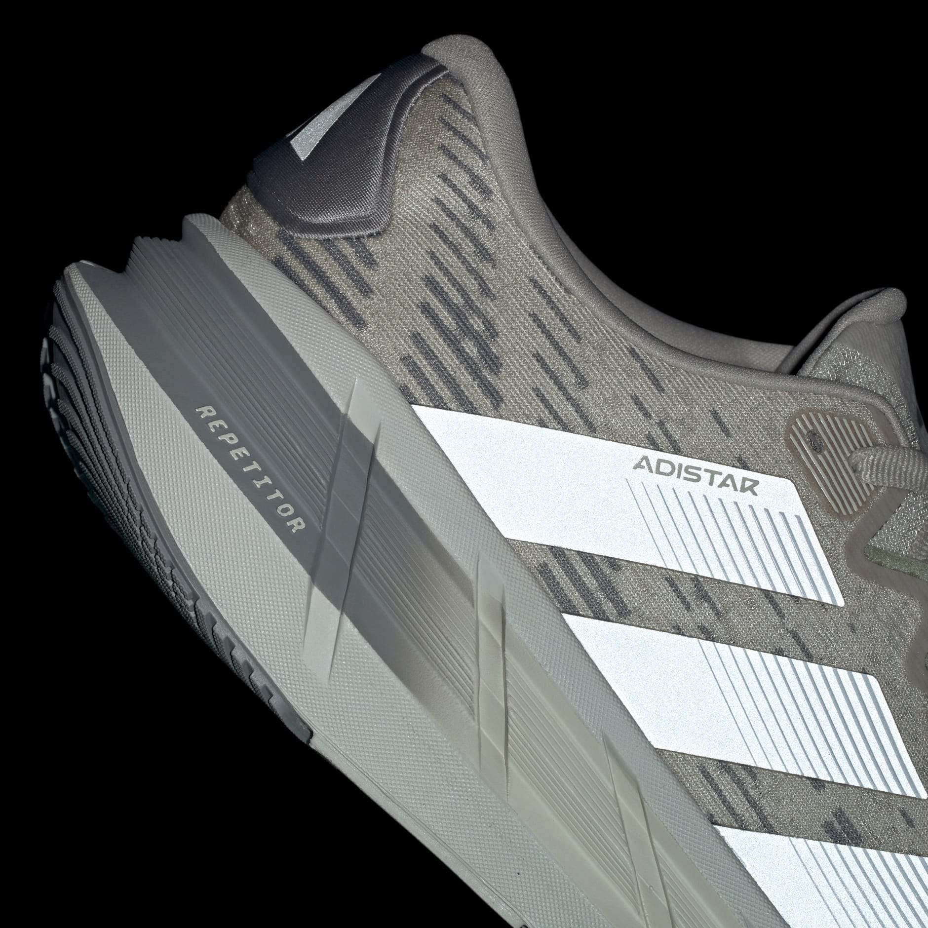 Adistar 4 Running Shoes