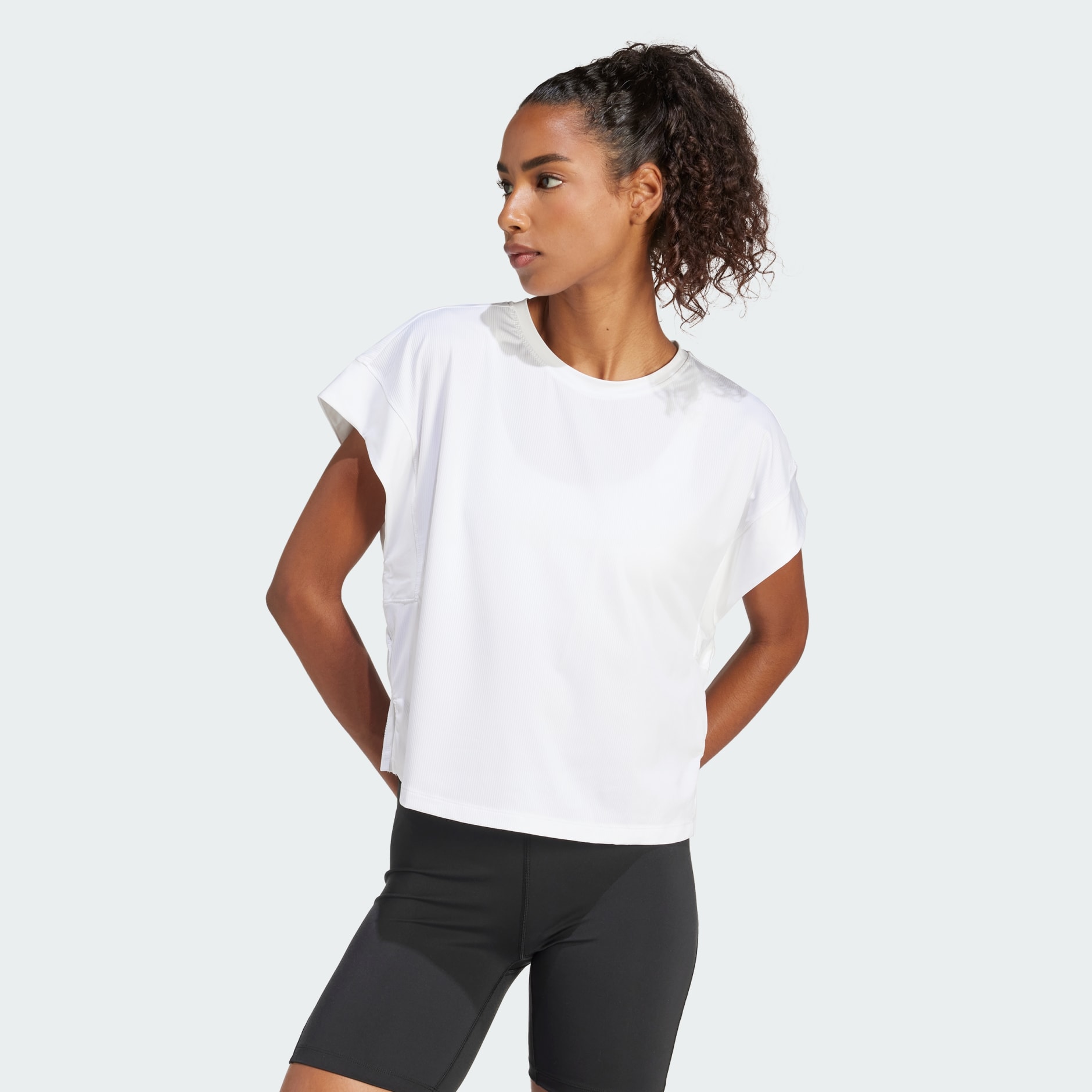 Studio Tee