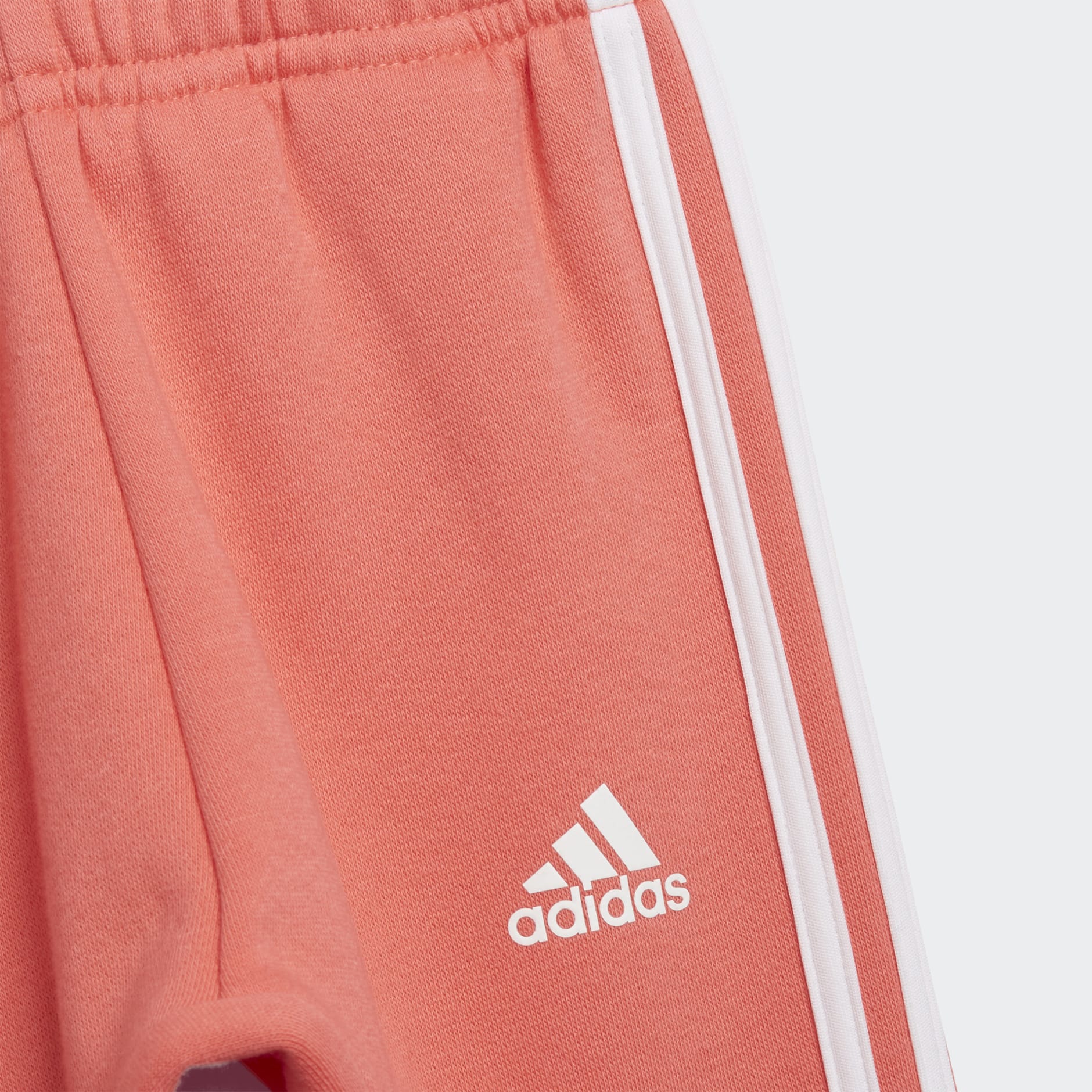 Badge of Sport Jogger Set