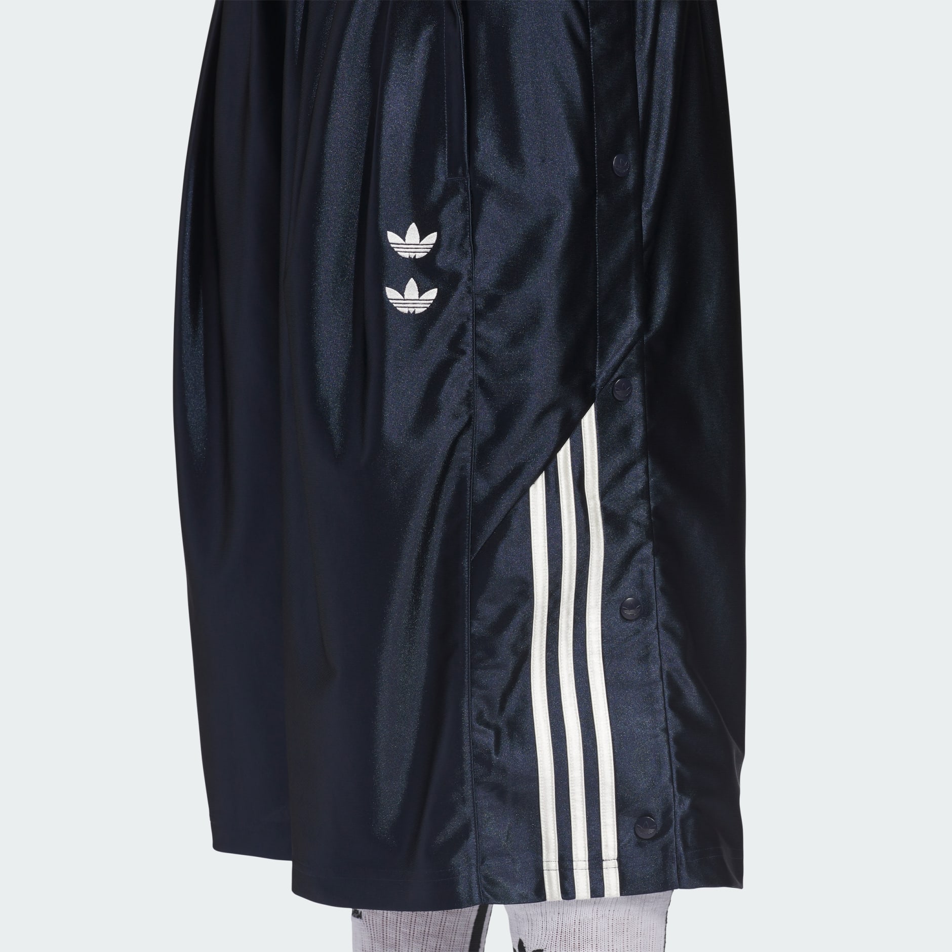 Chavarria Dazzle Snap Short