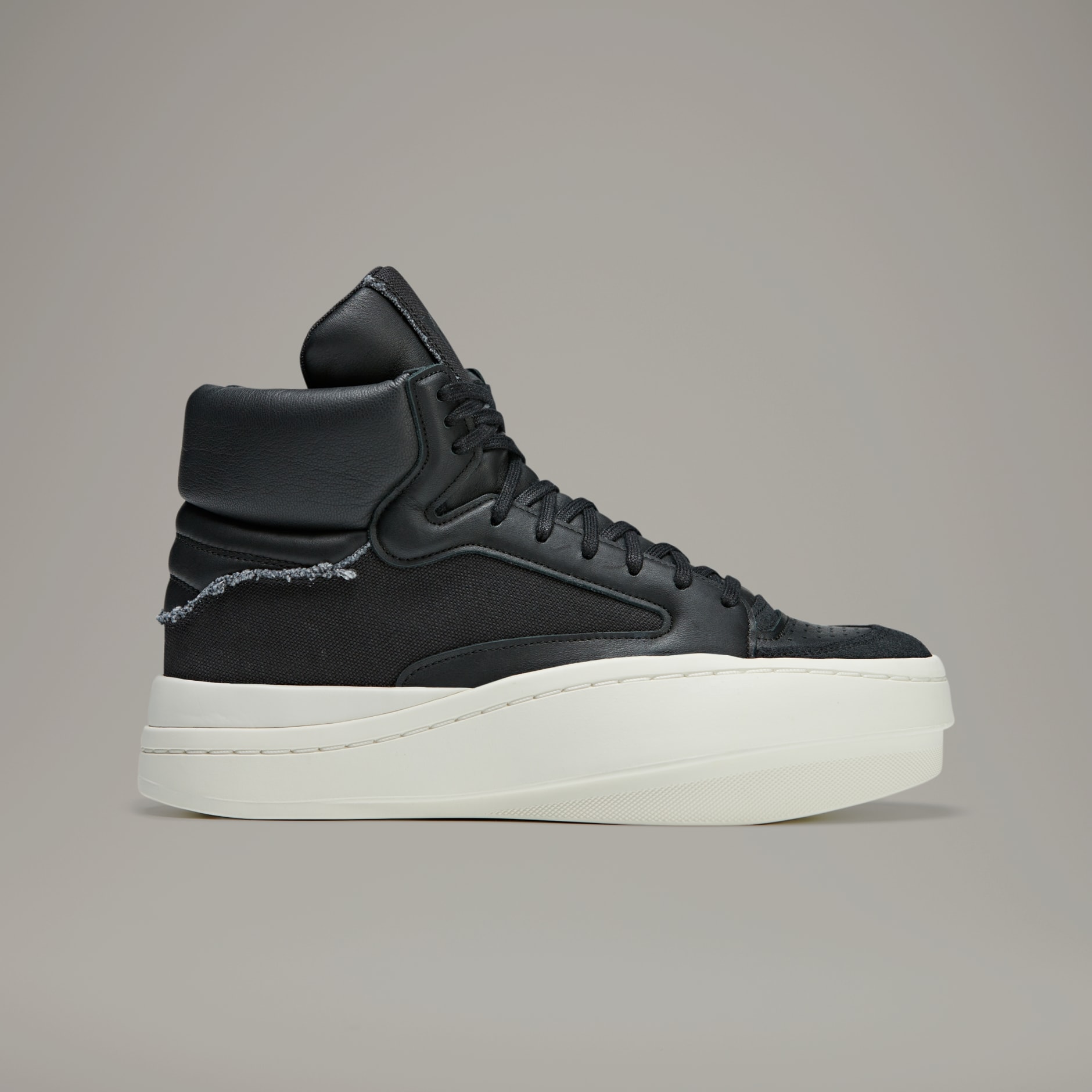 Y3 2025 sneakers black