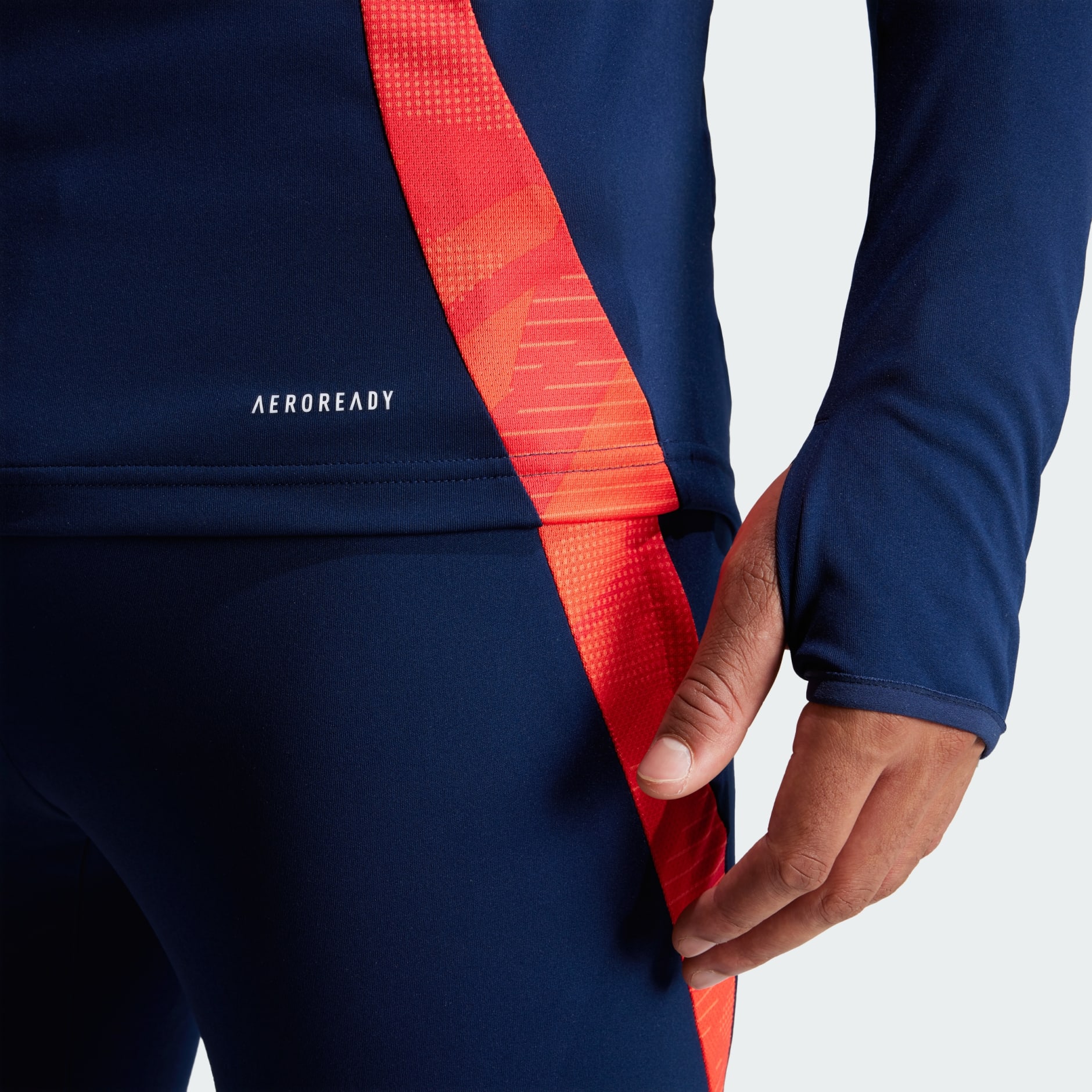 Manchester United Tiro 24 Training Top