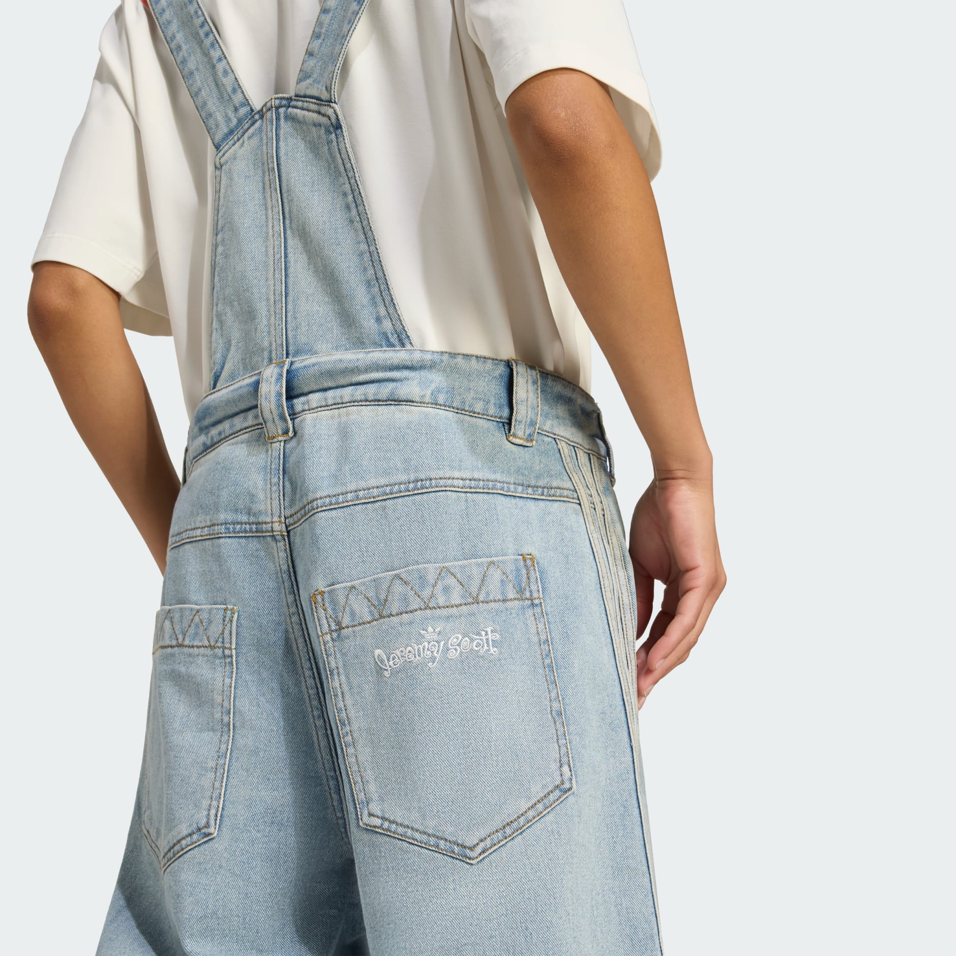 Salopetă adidas x Jeremy Scott, din denim