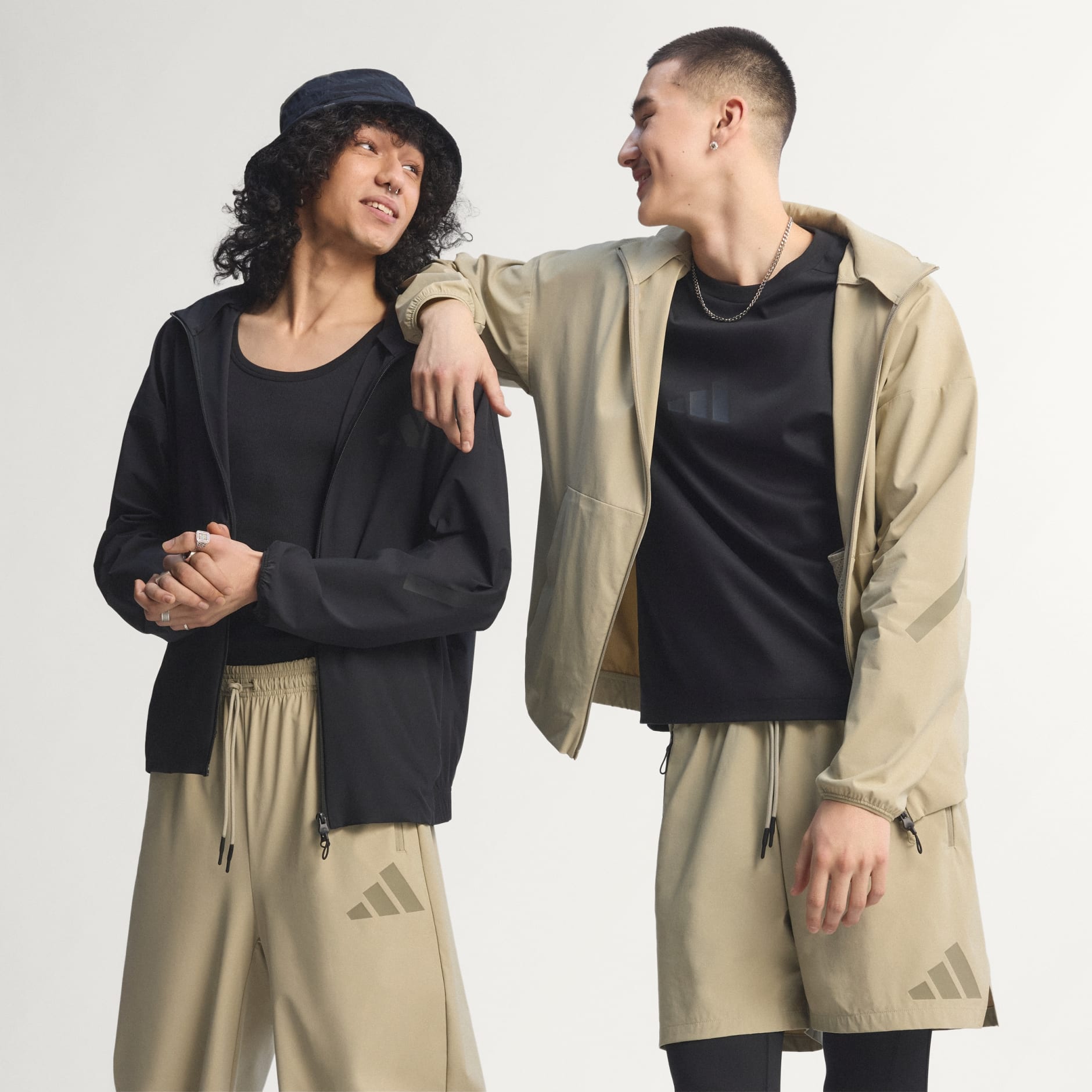 PANTALONI ADIDAS Z.N.E. ȚESUȚI