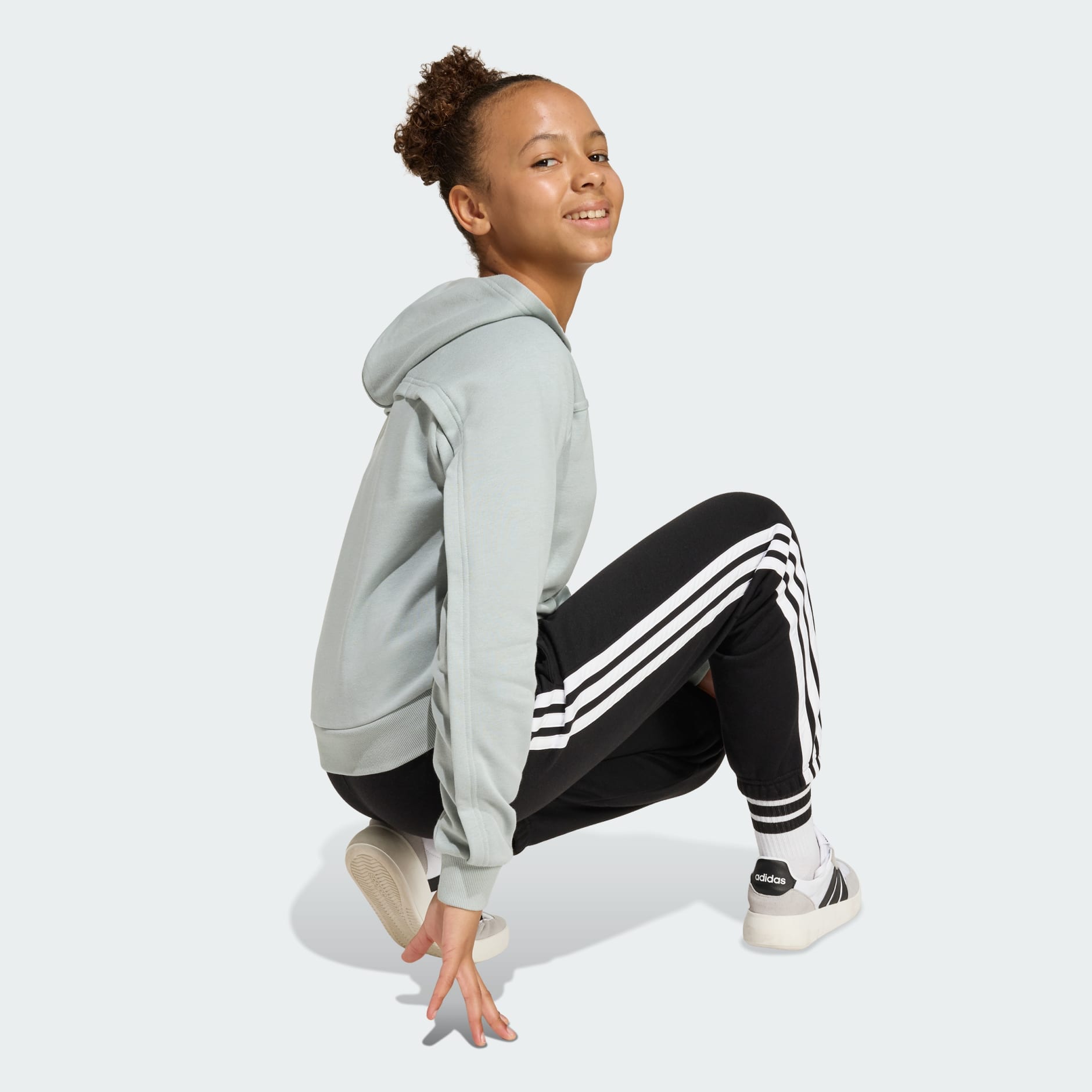 Junior Girl Holiday Glam Cropped Sweatshirt