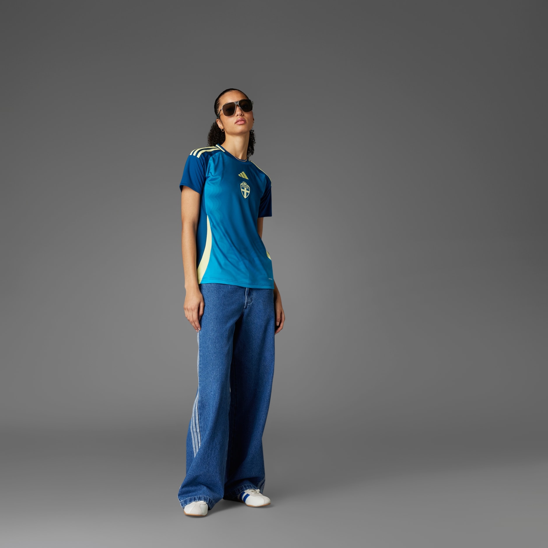 Sweden 25 (Women's Team) Away Jersey