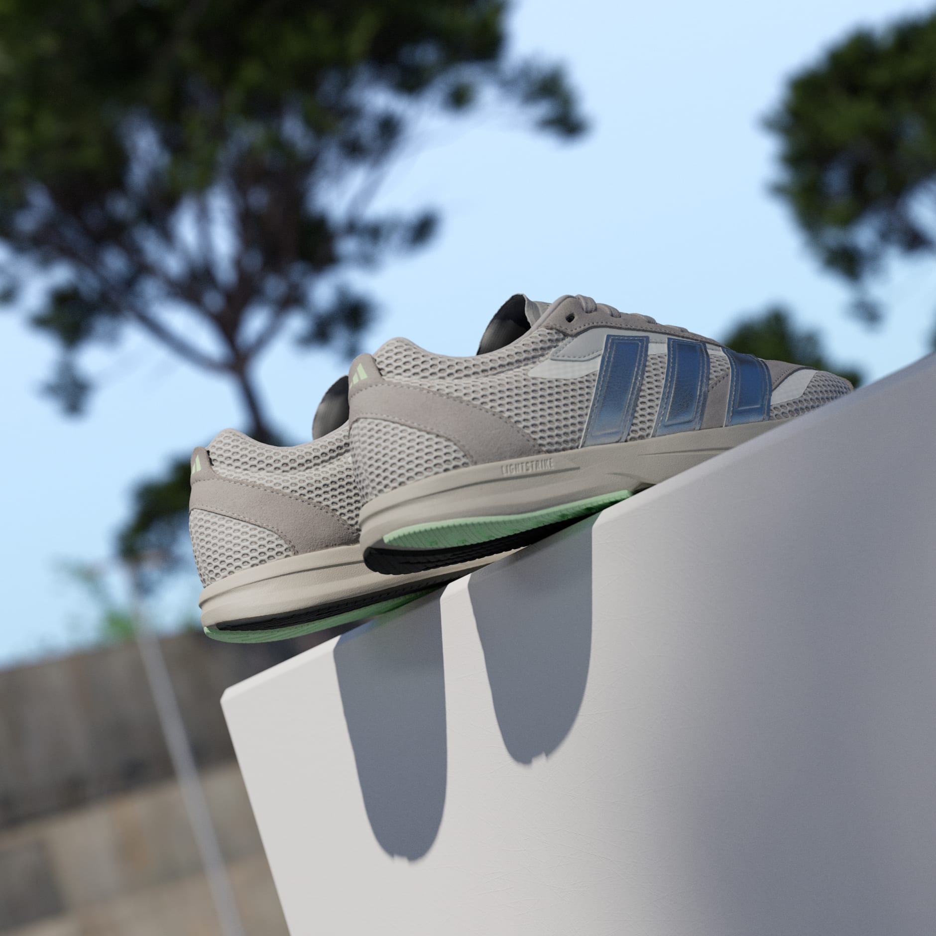 Lightblaze Lp 鞋款