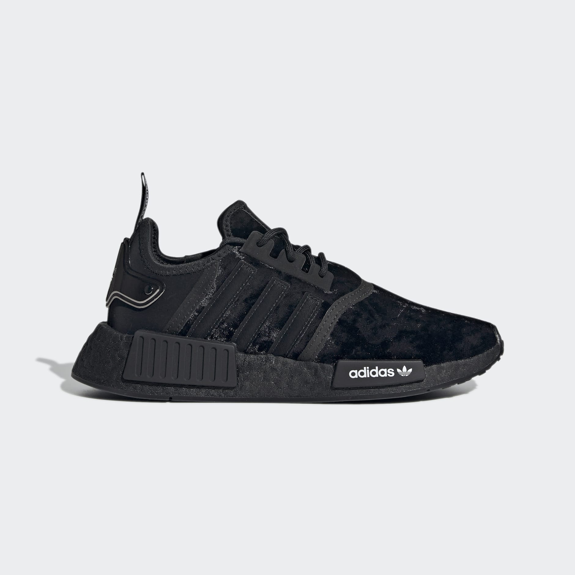 حذاء NMD_R1