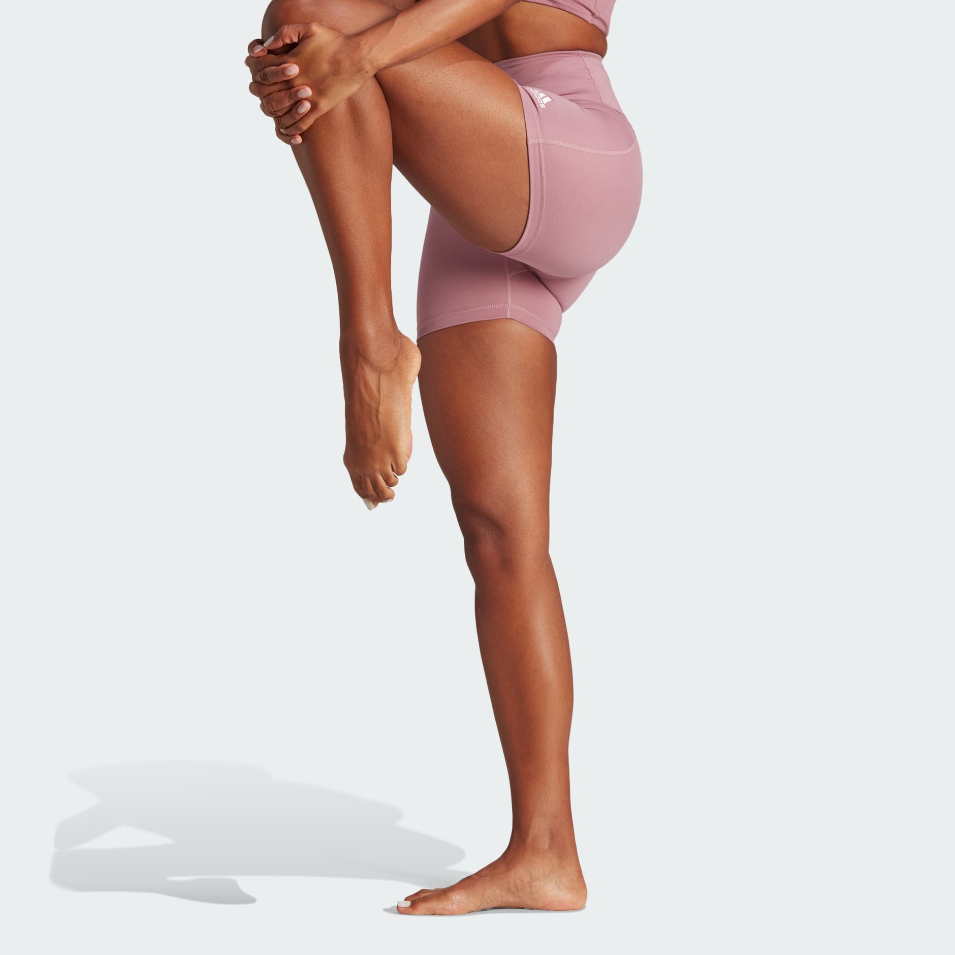 Yoga Essentials High-Waisted Short Leggings