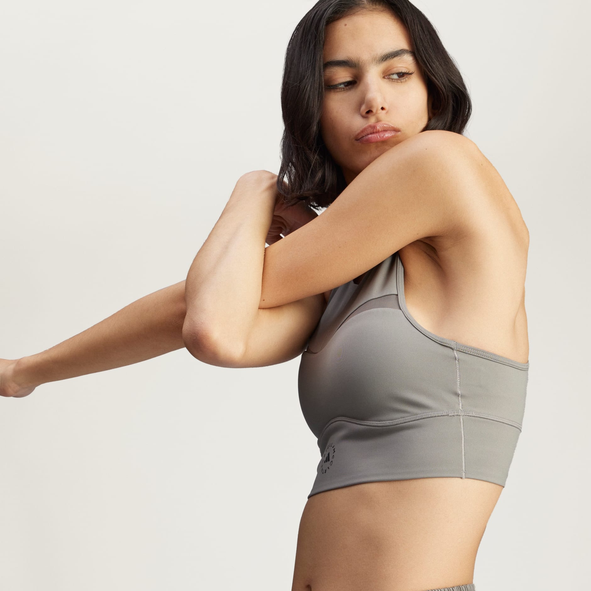 Top scurt de antrenament adidas by Stella McCartney