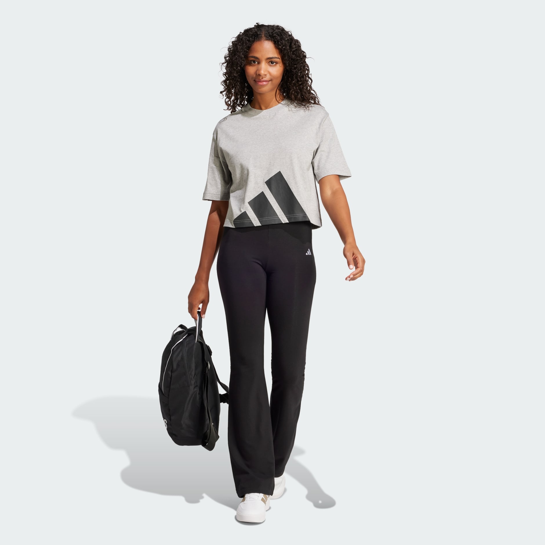 Essentials 大型標誌男友風格 T 裇