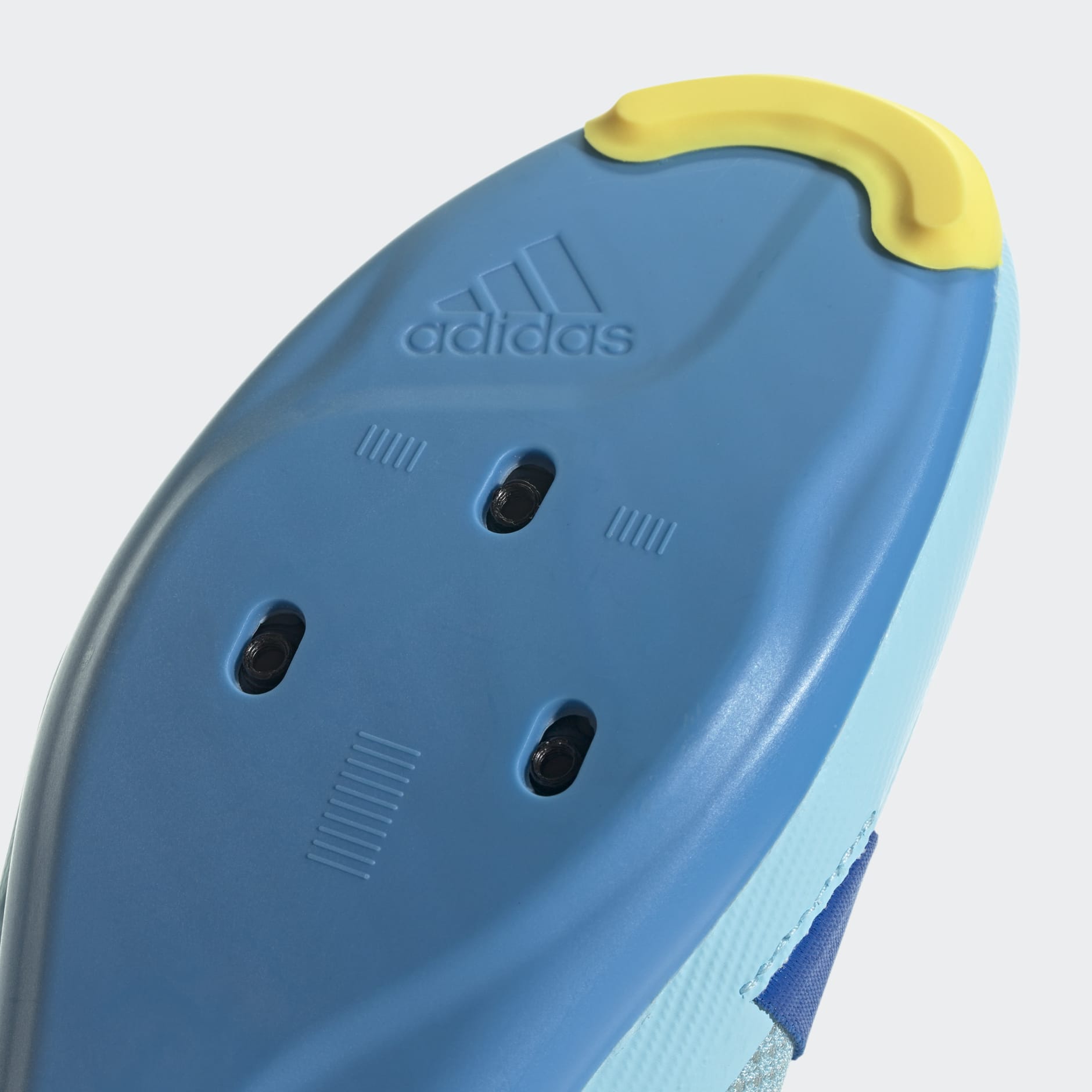THE INDOOR CYCLING SHOE