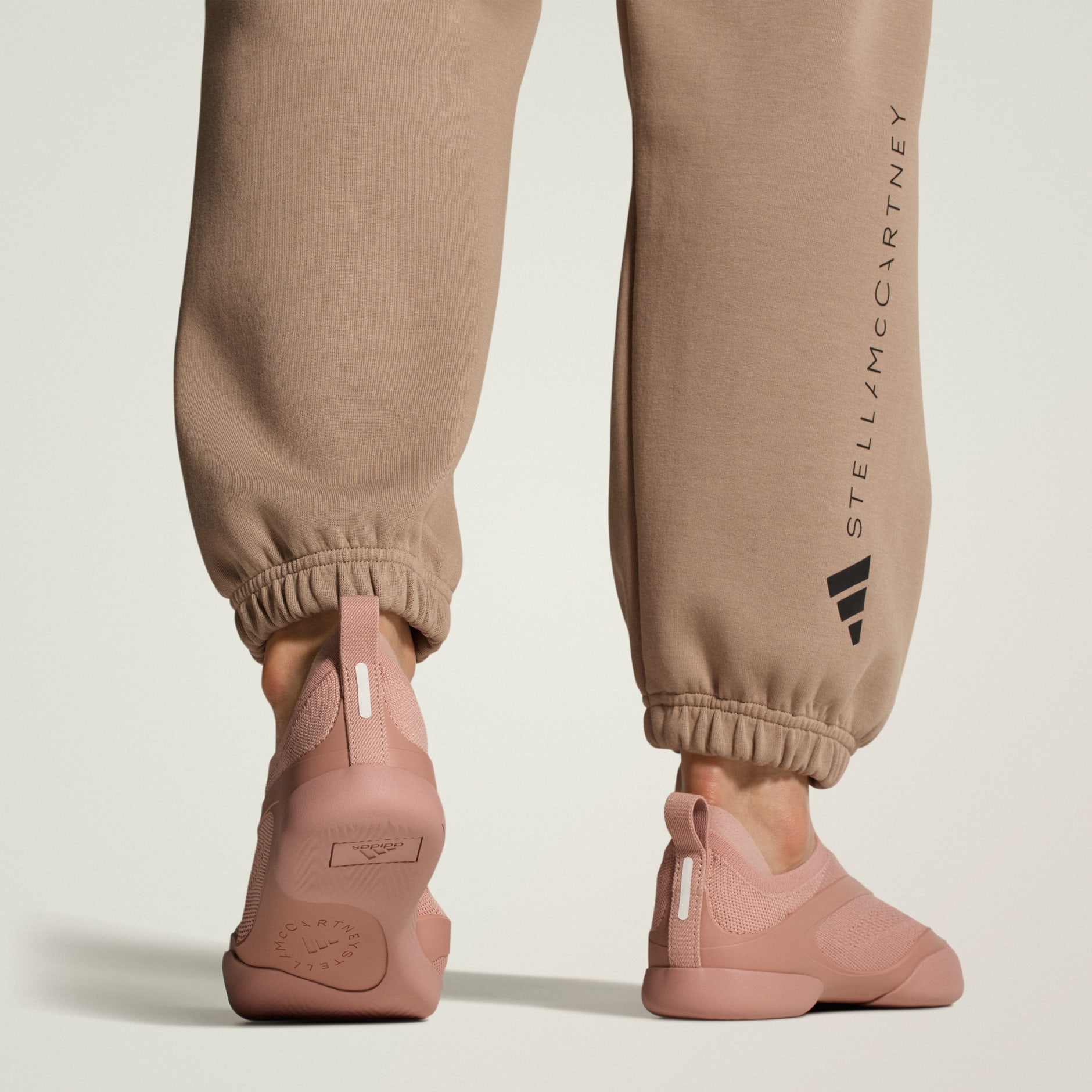 Pantofi adidas by Stella McCartney Taekwondo