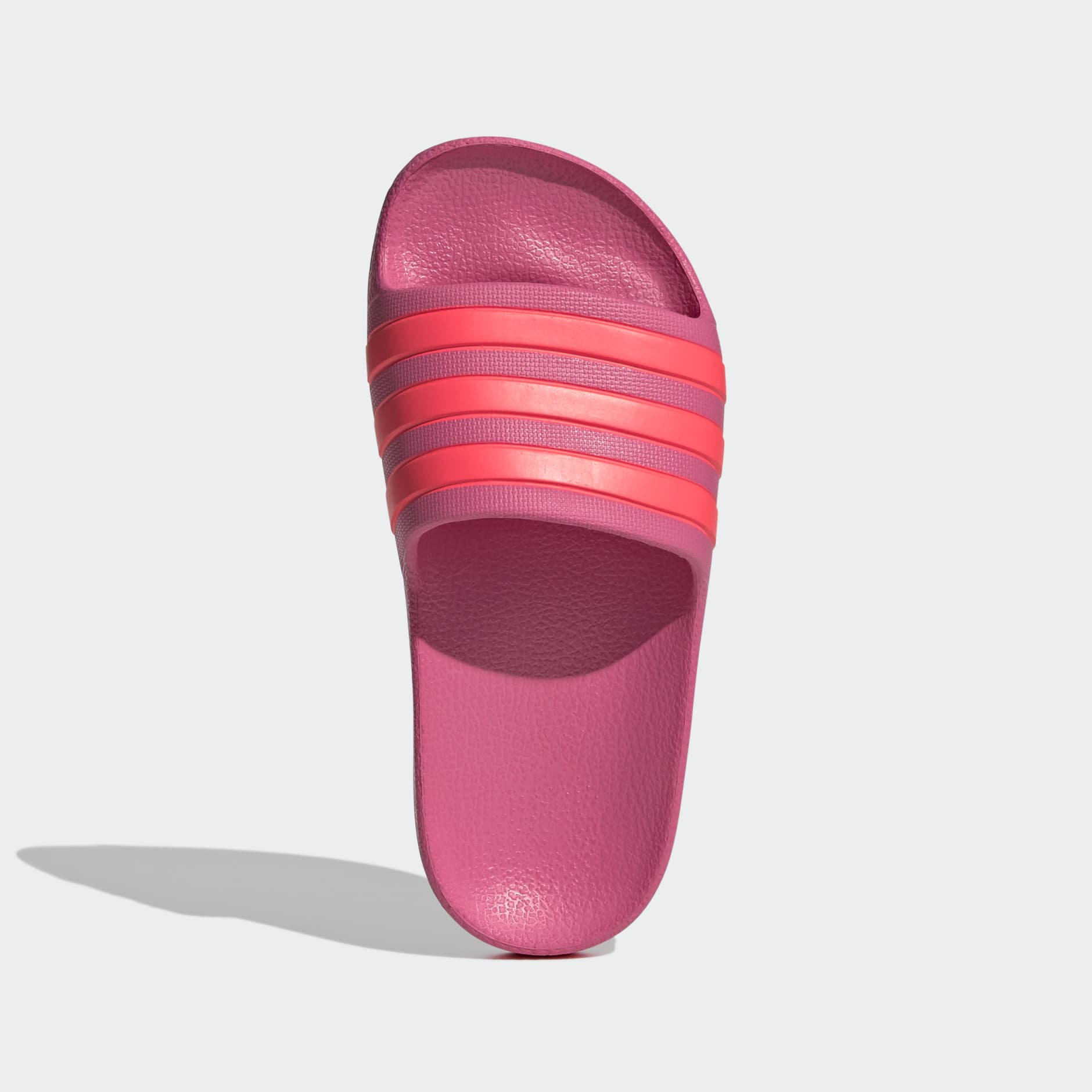 Adilette Aqua Slides