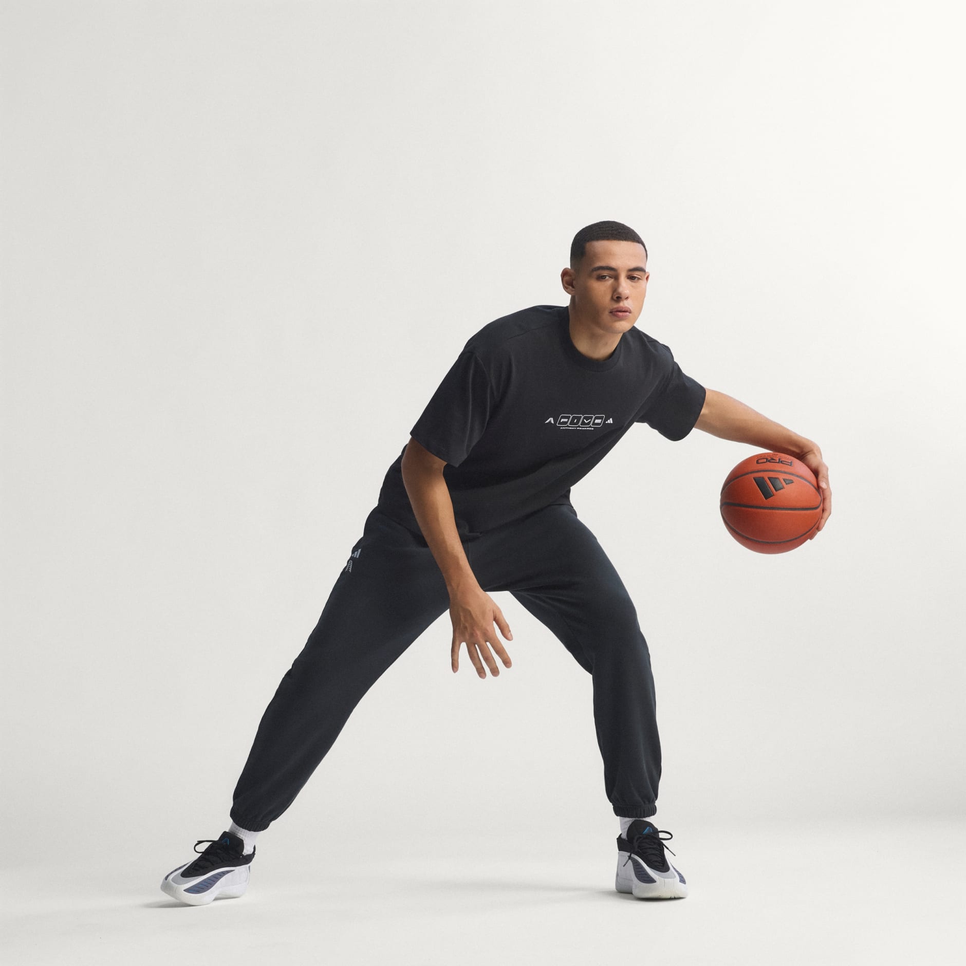 PANTALONI DE TRENING ANTHONY EDWARDS FOUNDATION