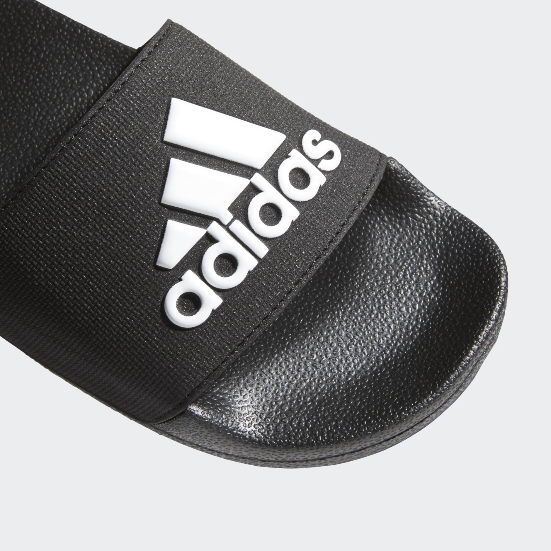 ADILETTE SHOWER SLIDES