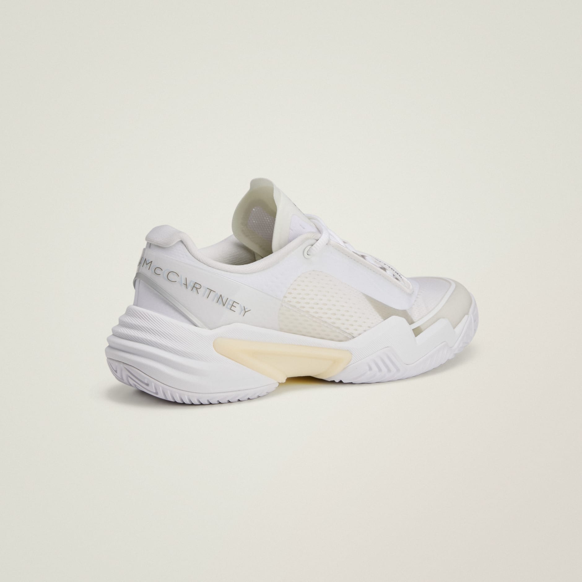 Barricade adidas by Stella McCartney