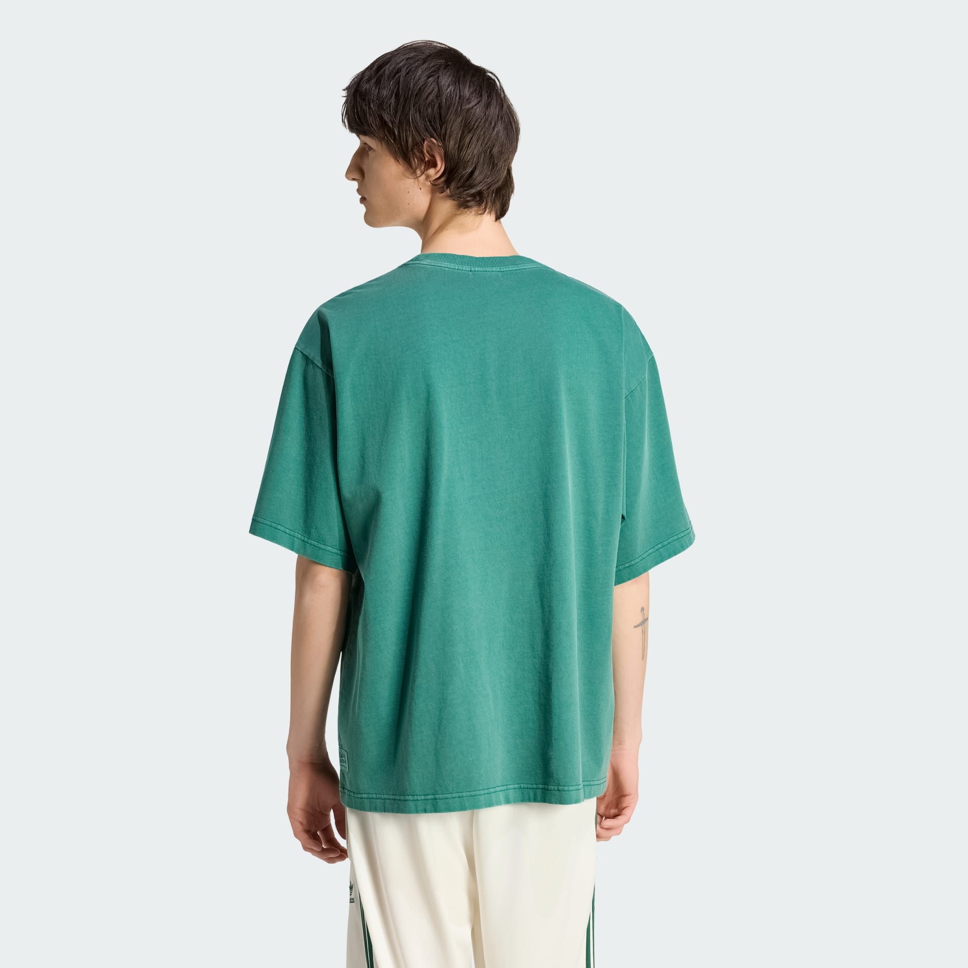 ADIDAS ORIGINALS - WASHED GRAPHICS PREMIUM T-SHIRT