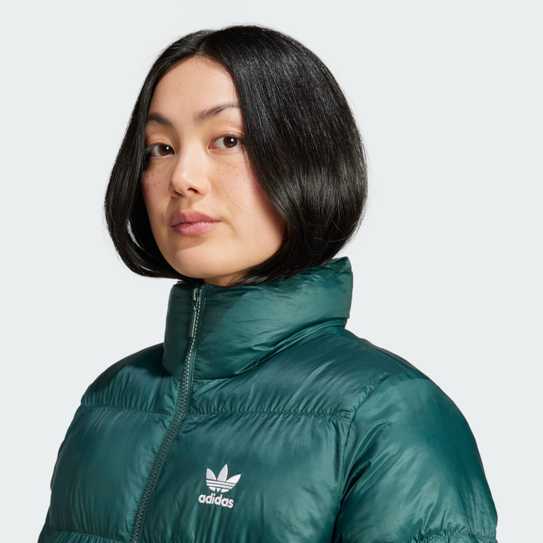 Kratka podstavljena jakna Adicolor