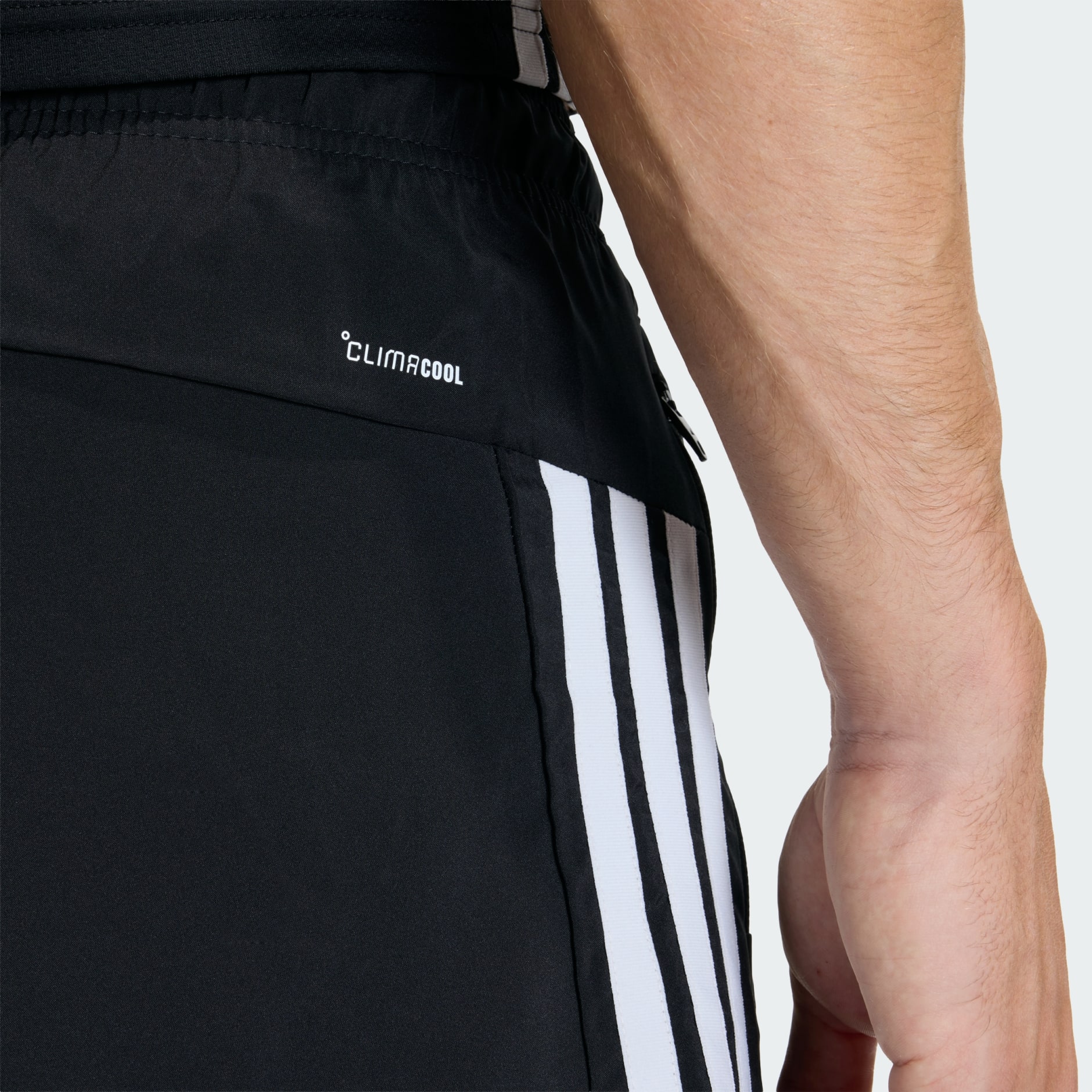 Workout Essentials Base 3 Stripes Woven Short