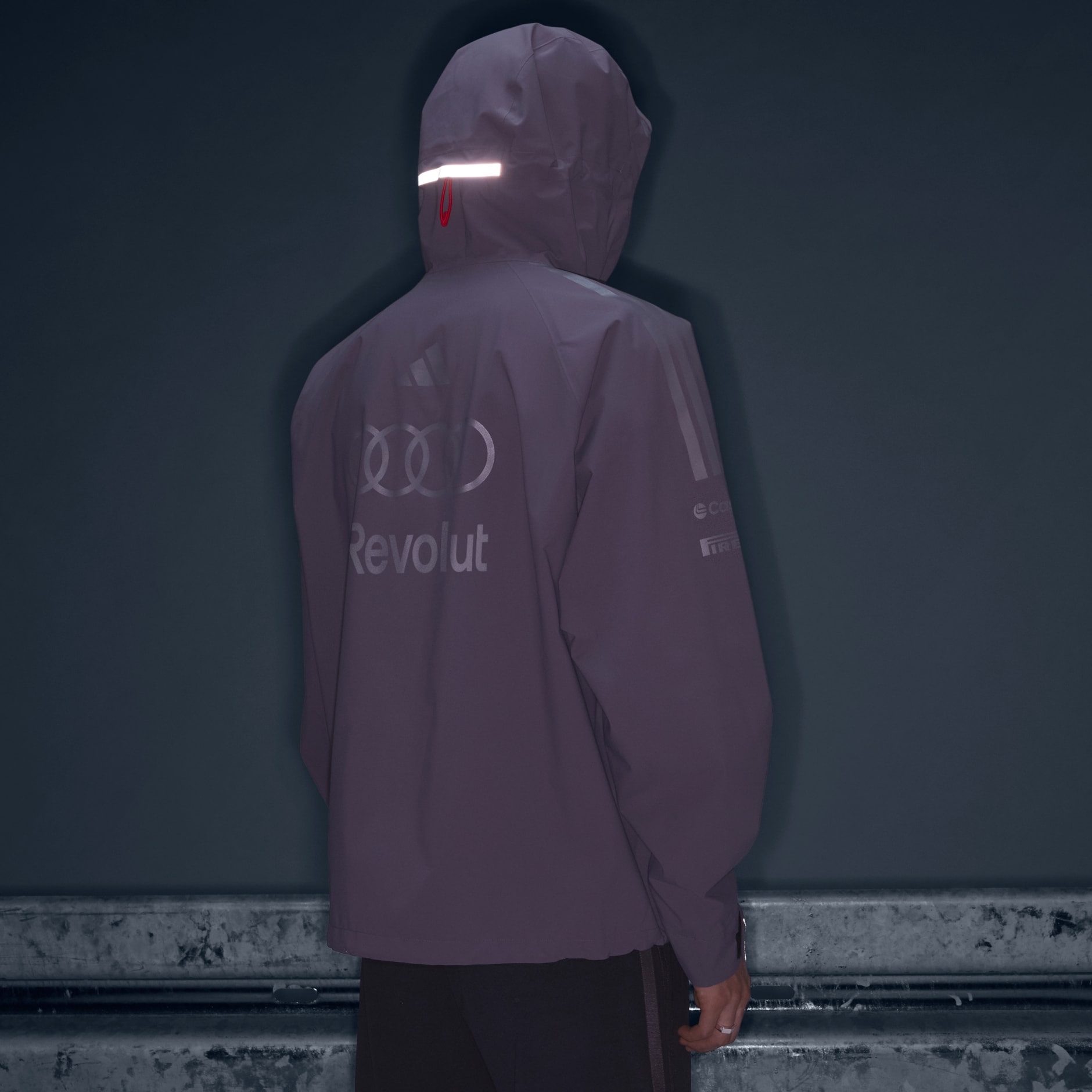 JACHETĂ DE PLOAIE AUDI REVOLUT F1 TEAM ENGINEERS & MARKETING