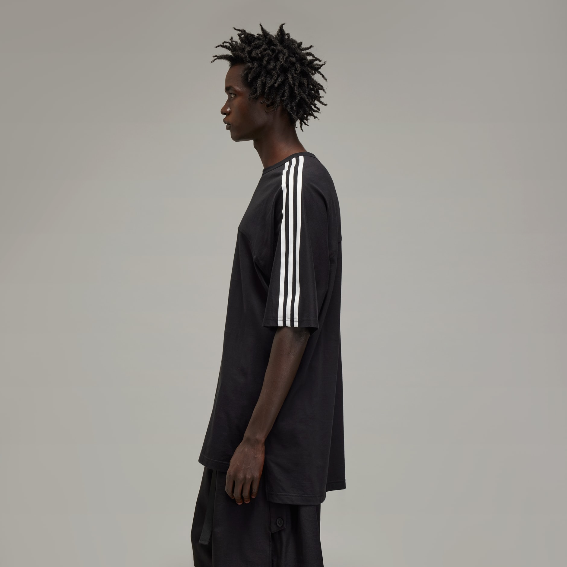Y-3 3-Stripes Short Sleeve Tee - Black | adidas Hong Kong