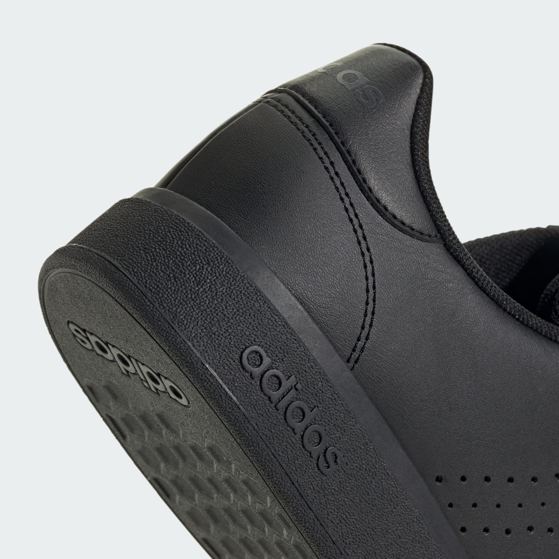 Adidas advantage clean black fashion