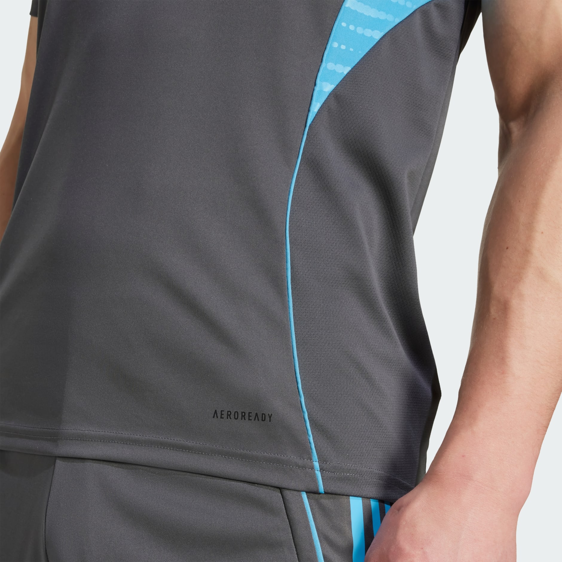 Newcastle United FC Tiro Training Jersey